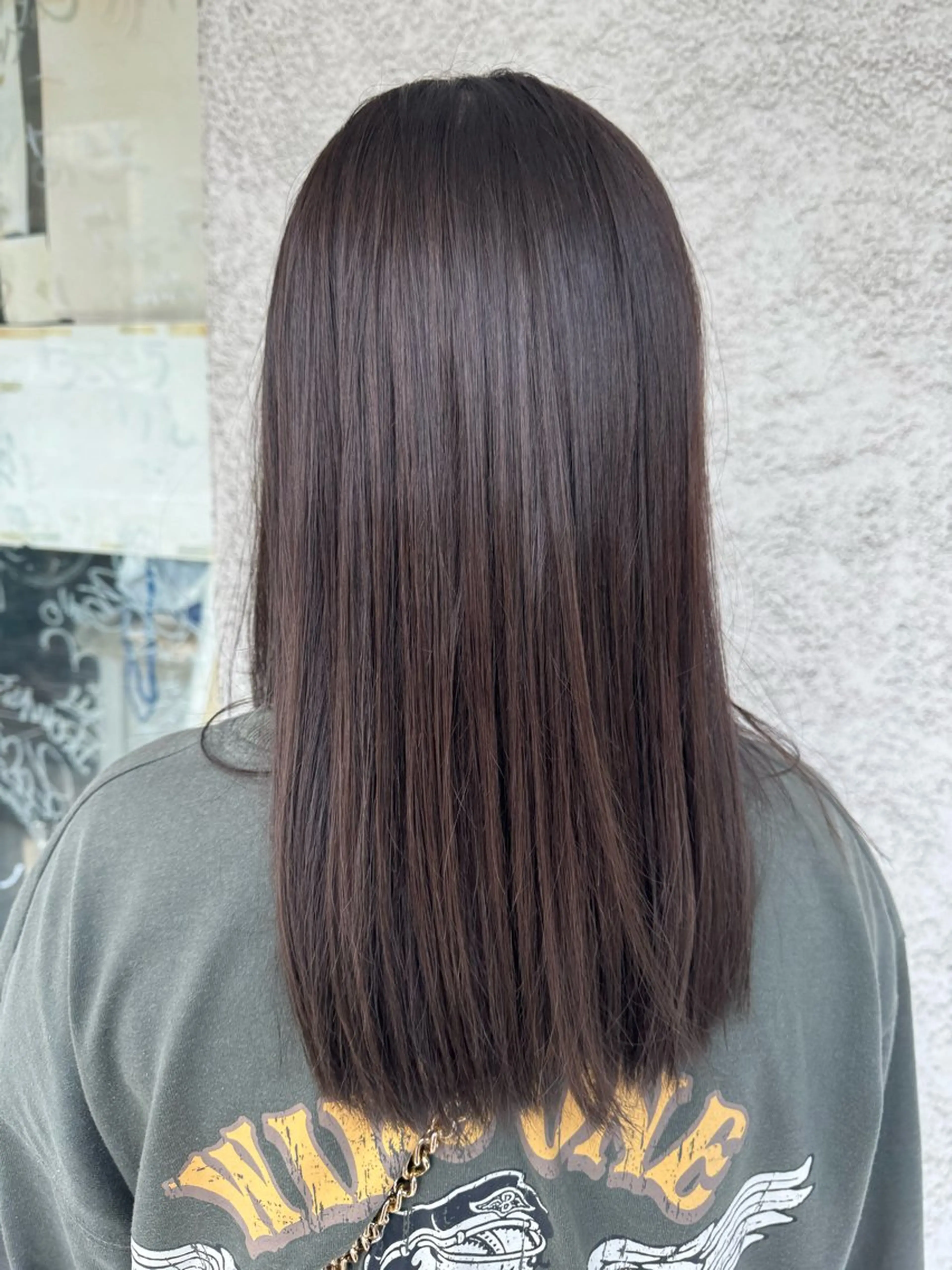 セミロング カラー アッシュ アッシュブラウン ブリーチ ブラウンカラー カット ヘアカラー トリートメント 椎葉 祐也のヘアスタイル