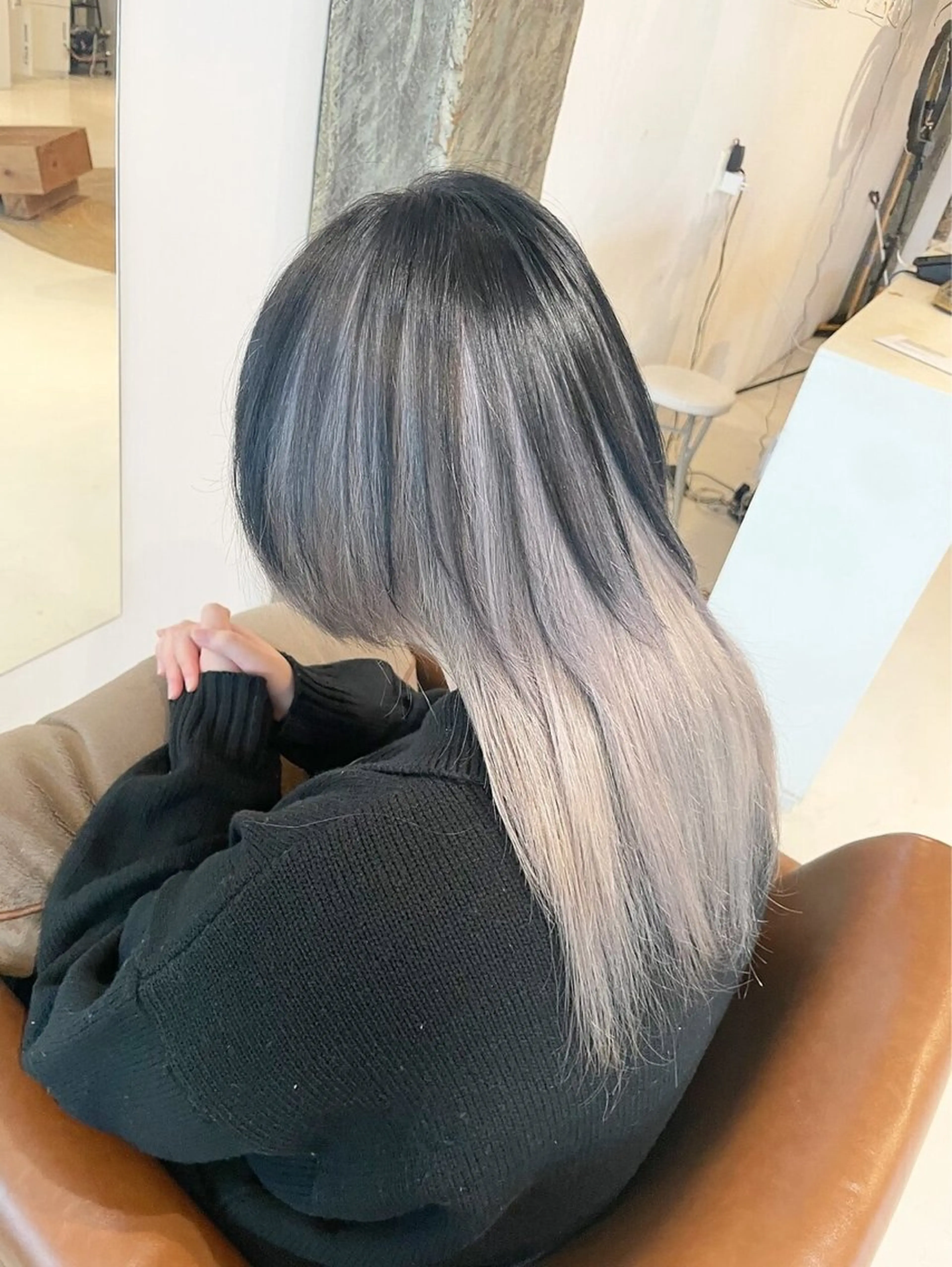 ロング ヘアカラー LAULEA所属・mi yuのヘアスタイル