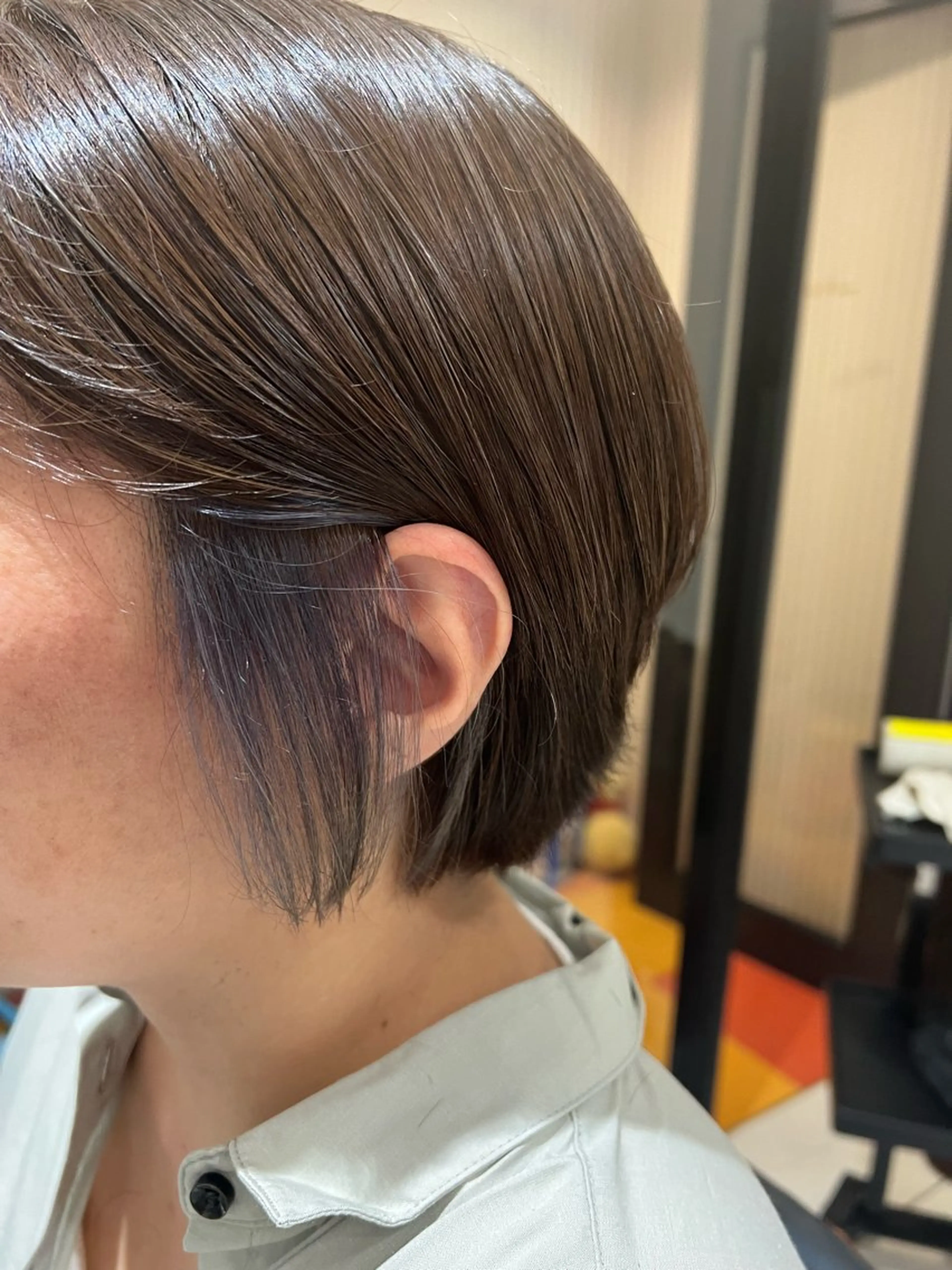 カラー アッシュ 透明感カラー ダークグレー ヘアカラー ＊インナーカラー＊ 植松彩音のヘアスタイル