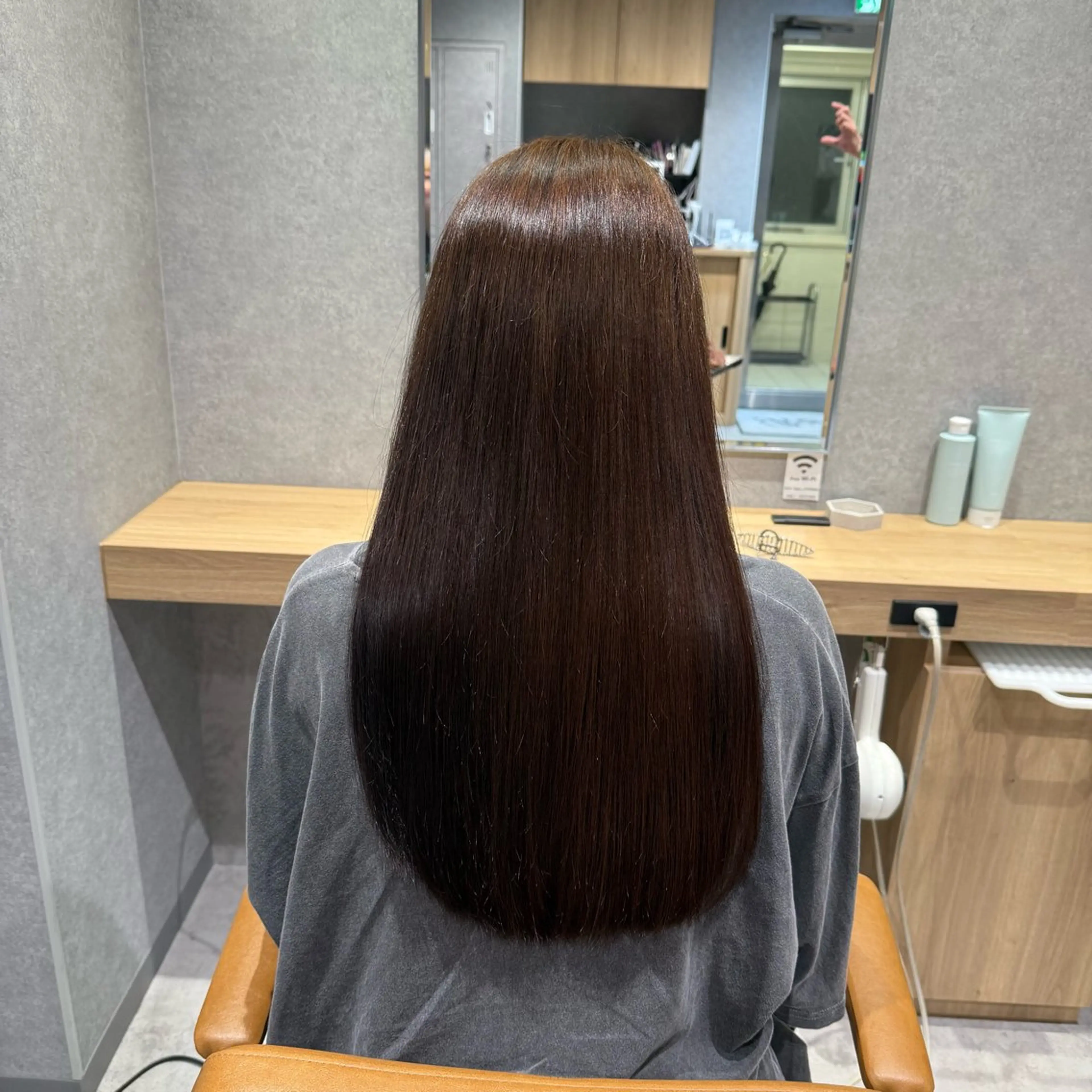 ロング カラー ヘアカラー 青木 あいかのヘアスタイル