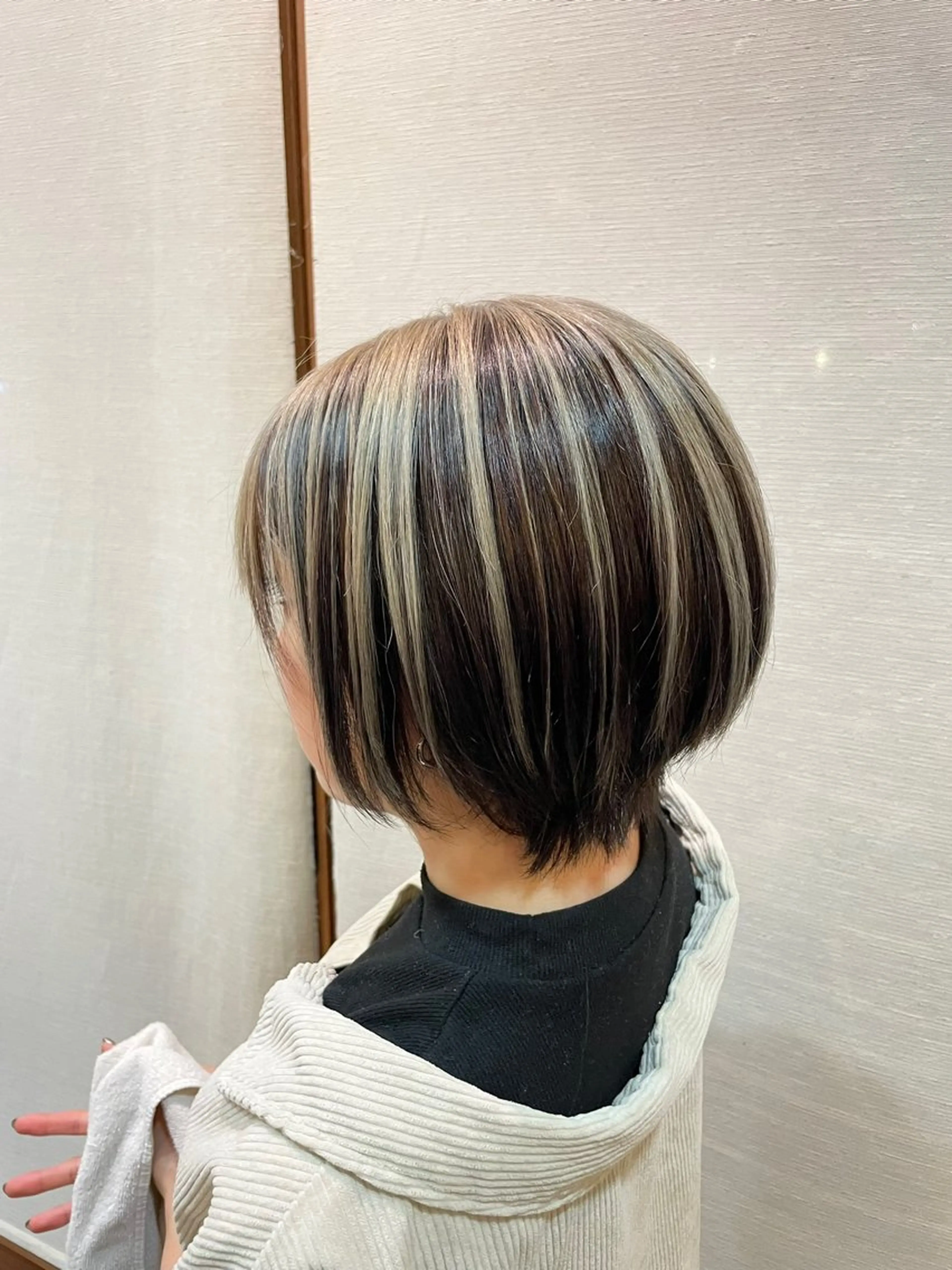 カラー airs[エアーズ]所属・DEURA(デウラ) ✂のヘアスタイル