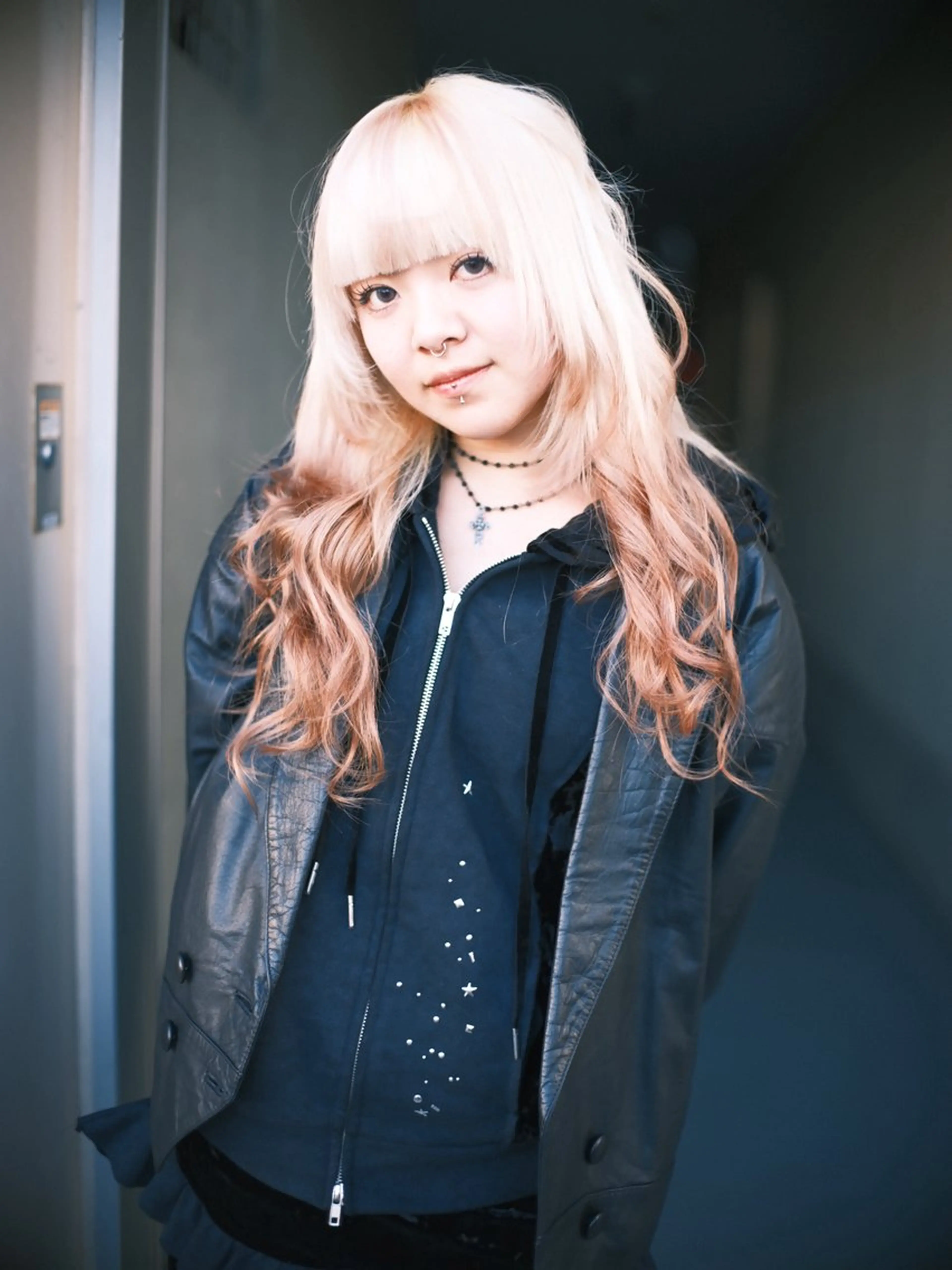 ロング カラー ヘアアレンジ ヘアカラー トリートメント 個性爆弾💣 ダブルカラー/ゆかのヘアスタイル