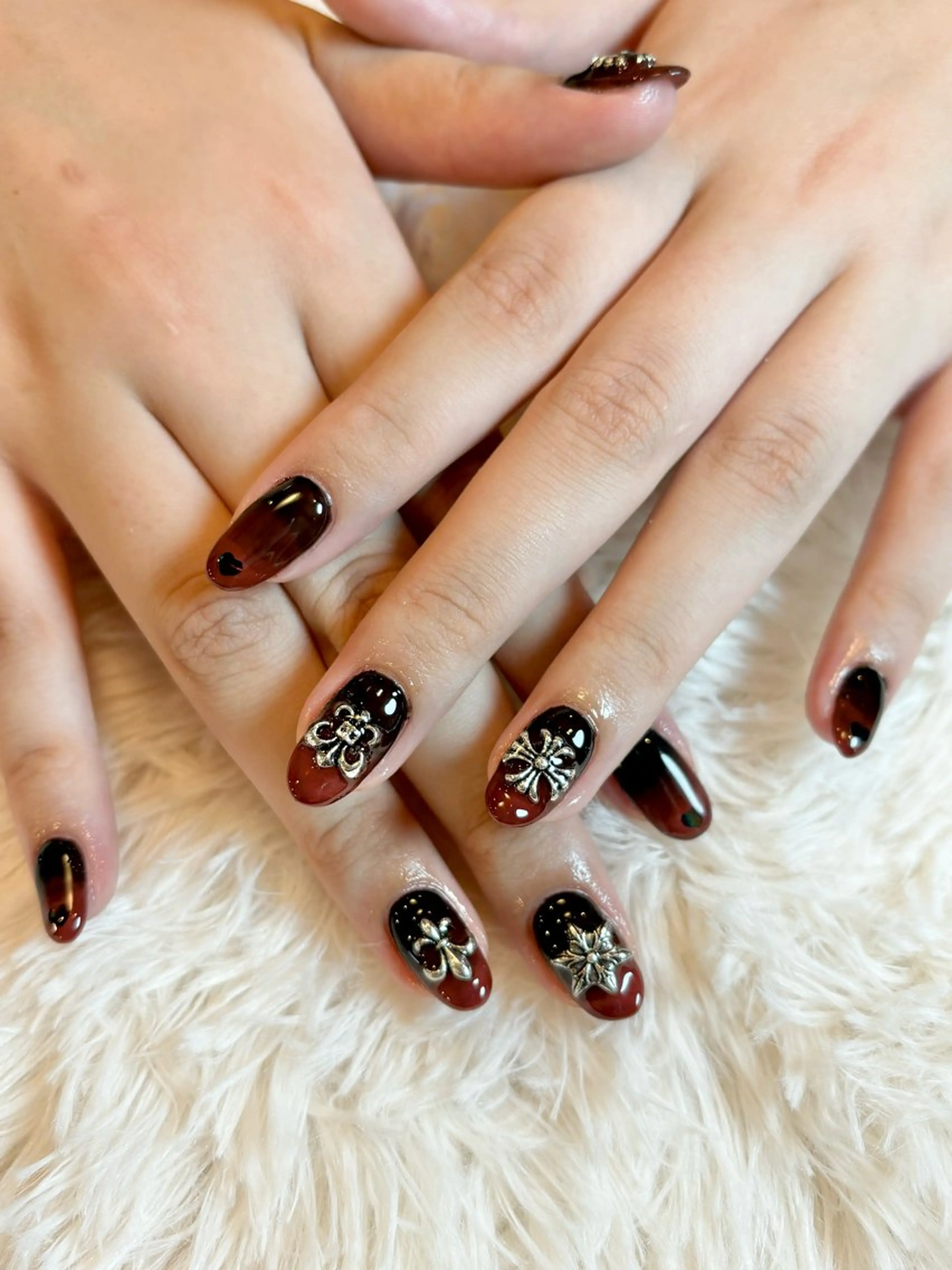 ネイル 持ち込み Lelole 🫧マグネット🫧のネイルデザイン