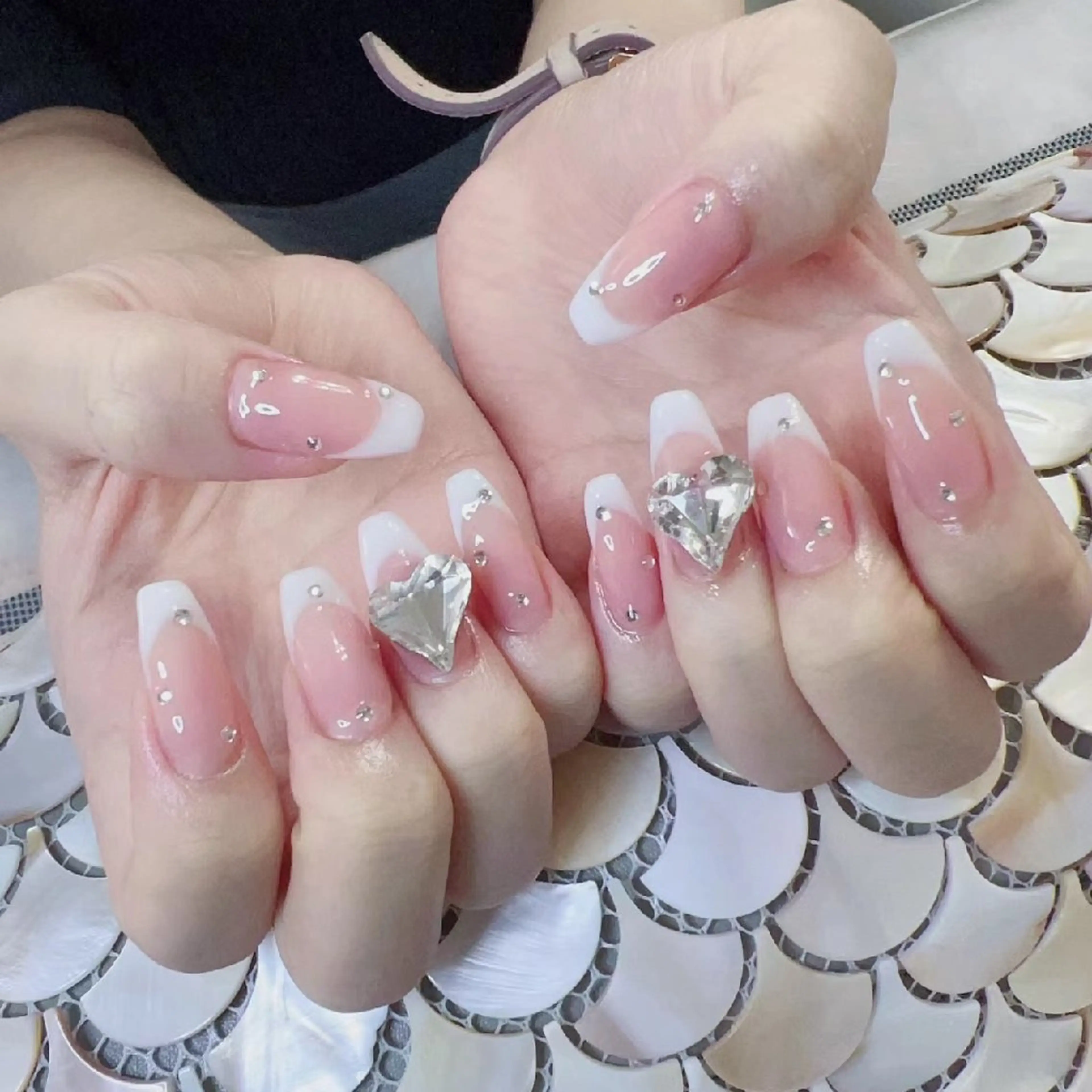 ネイル 菲菲ネイルサロン所属・FJ ネイルサロンのネイルデザイン