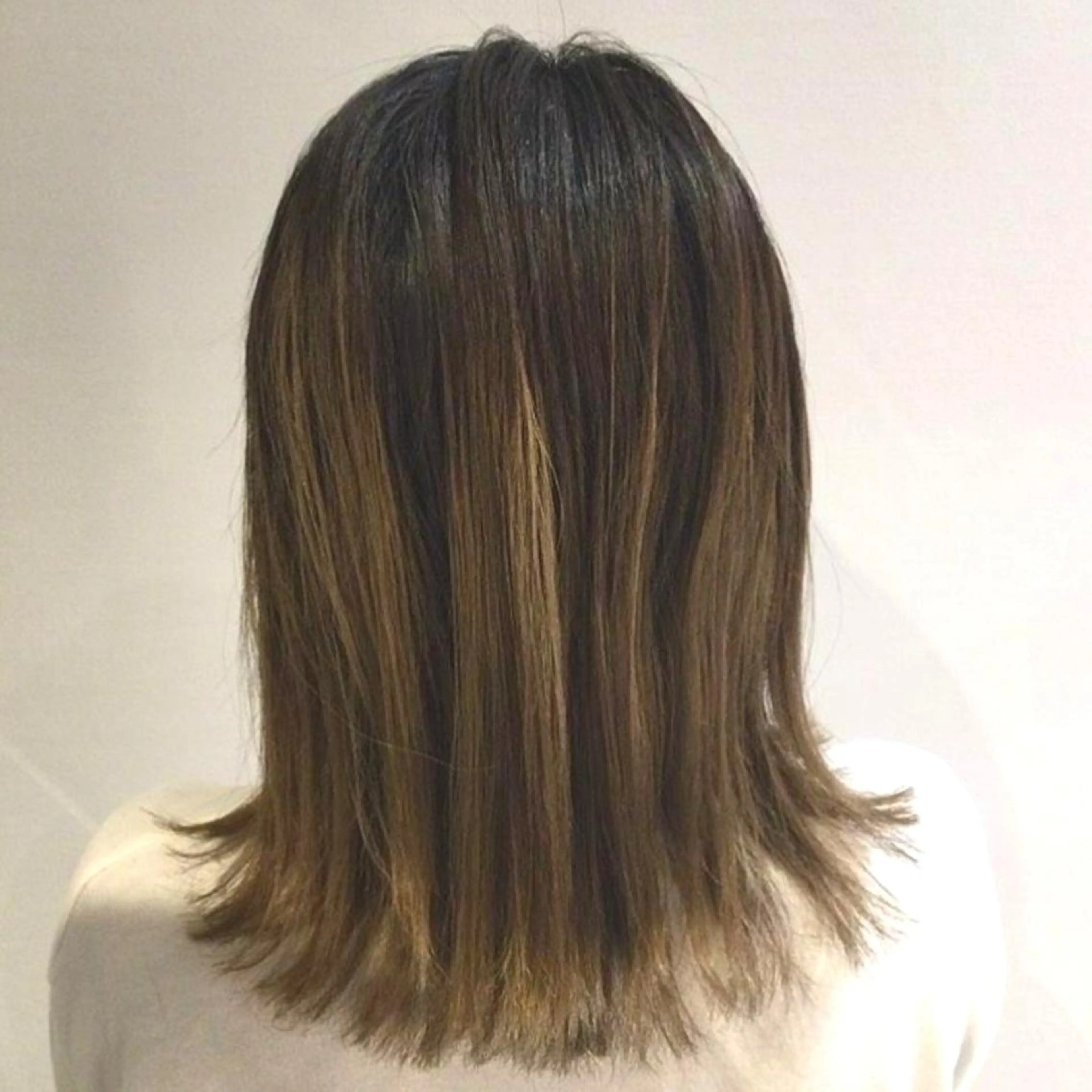 カラー ミディアム ヘアカラー ブリーチ/ヘアケア/ 艶髪/イギチハルのヘアスタイル