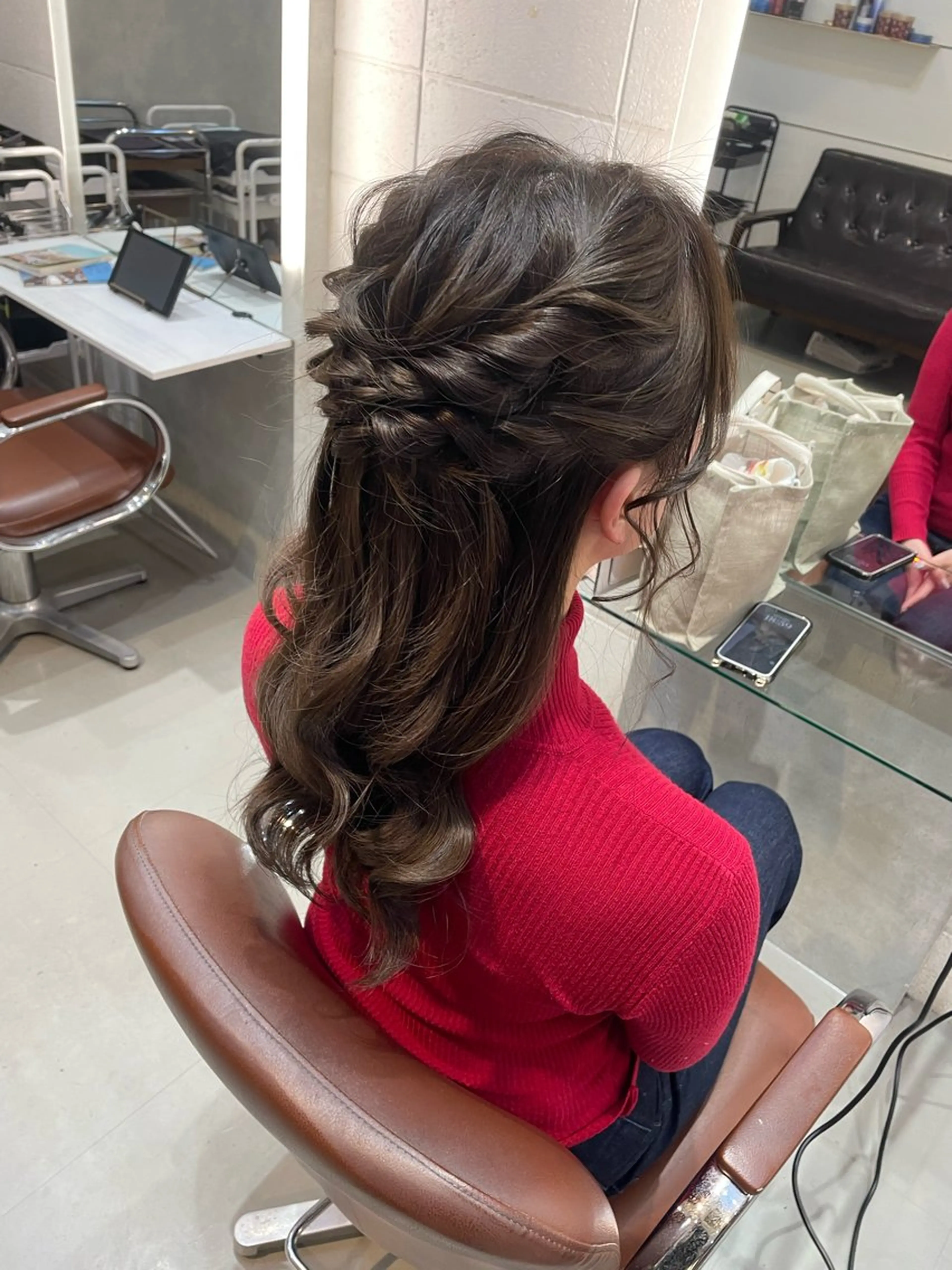 ヘアアレンジ ヘアセット 🖤ROSEL／ KUREA🖤のヘアスタイル