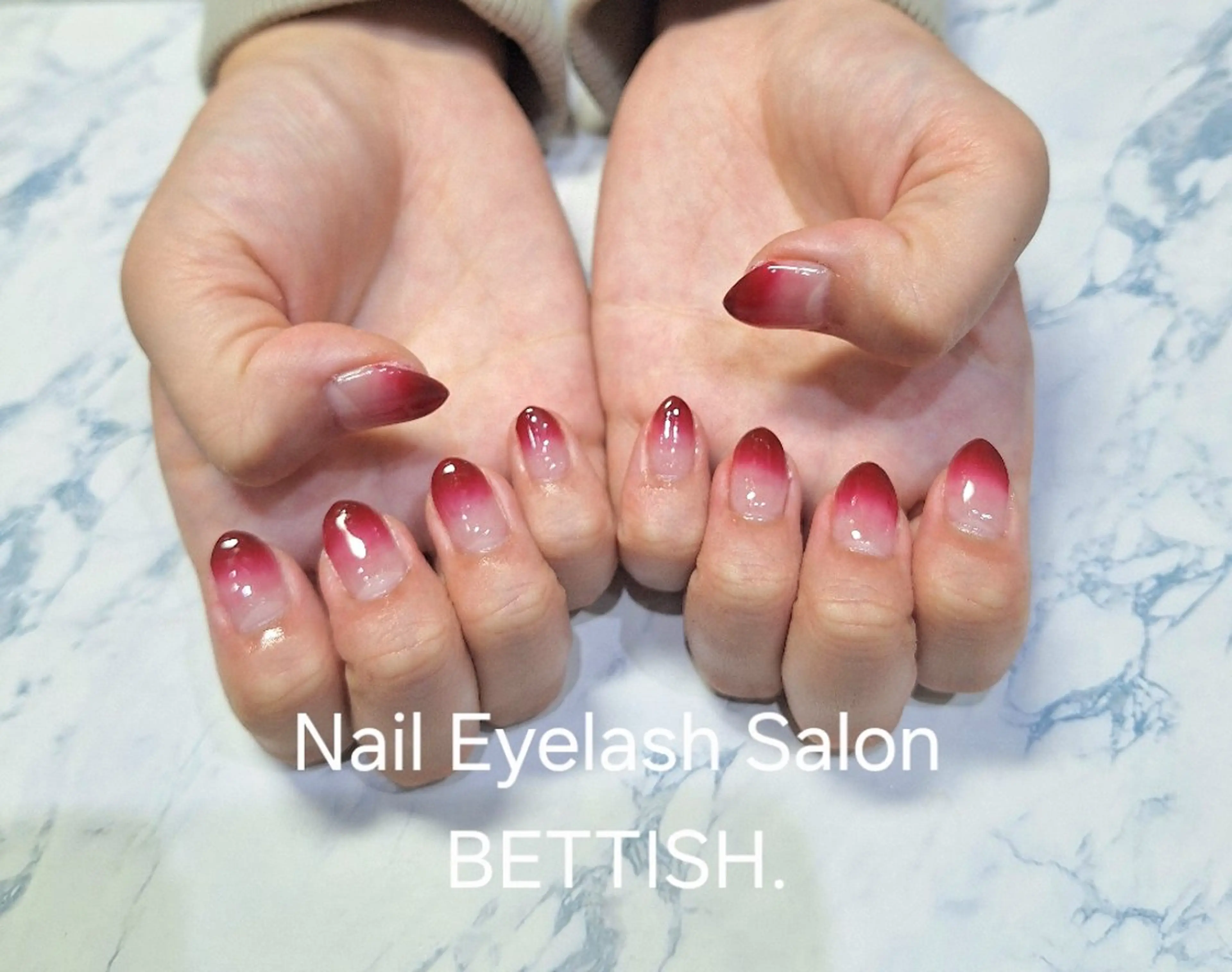 ネイル グラデーション 赤色 BETTISH　 　AIRIのネイルデザイン