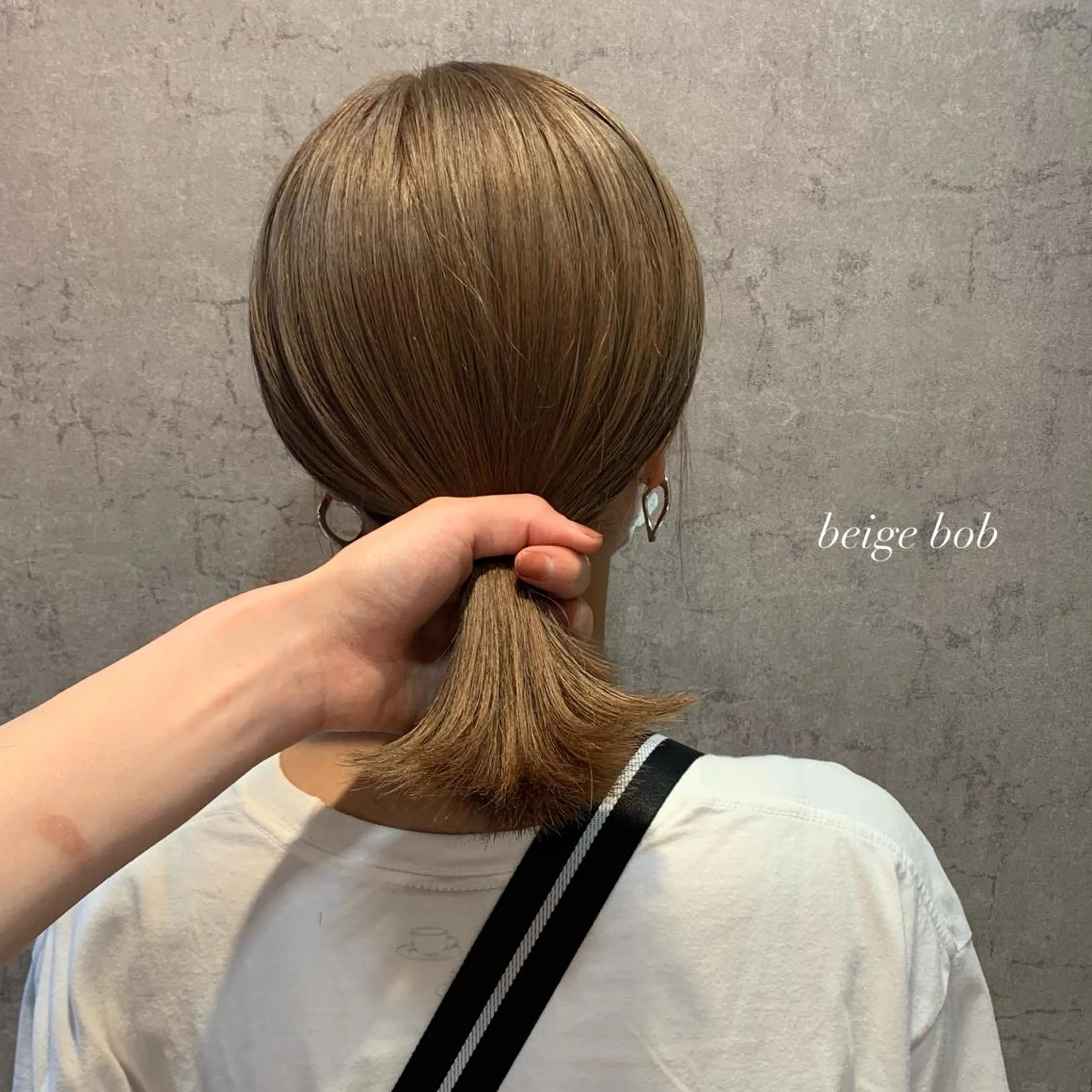 ミディアム カラー ベージュカラー ブリーチ ケアブリーチ ミルクティーベージュ 💁‍♂️メンズカッ トパーマ💈大田涼華のヘアスタイル