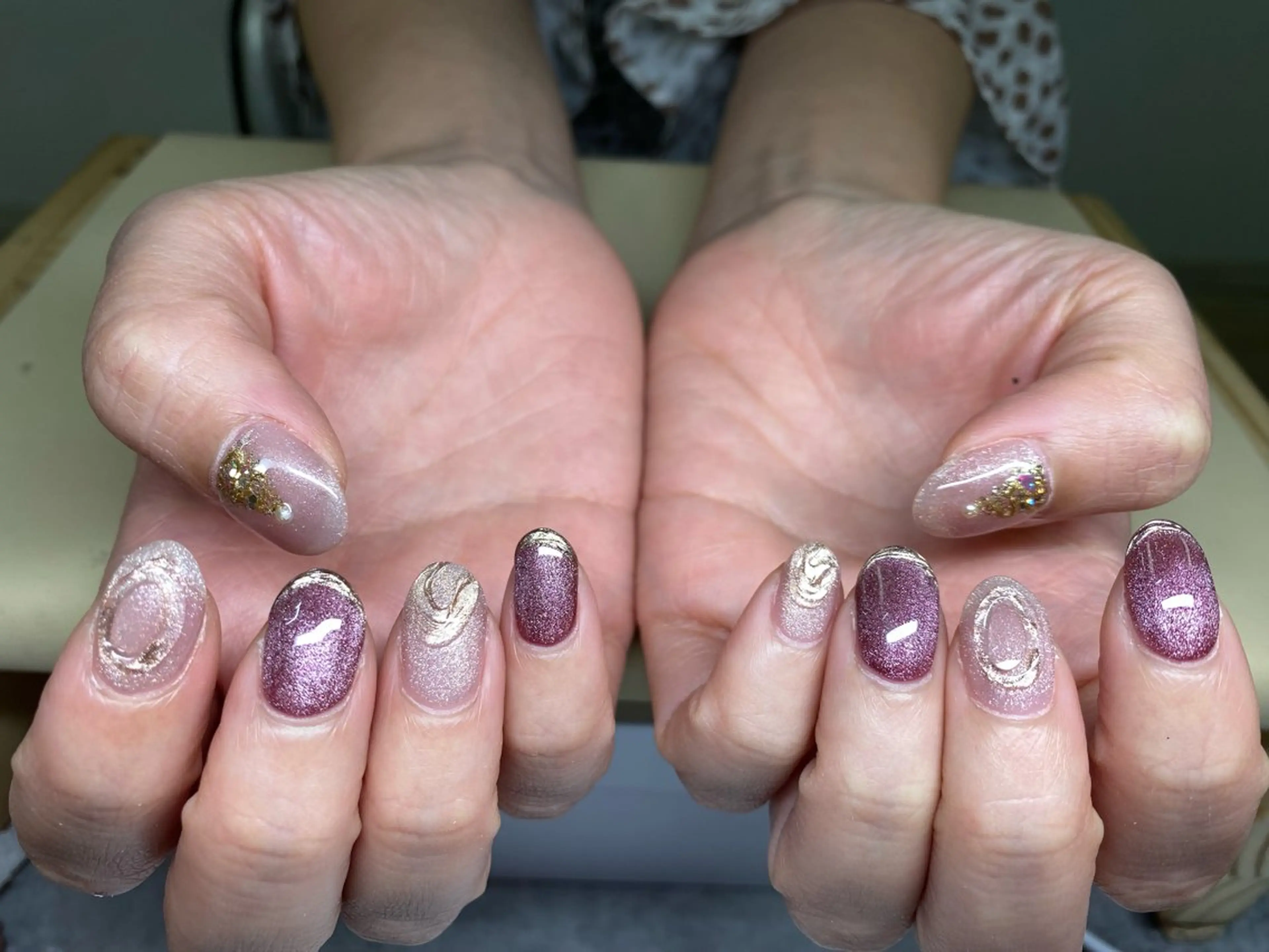 カラー 宇 田川のネイルデザイン