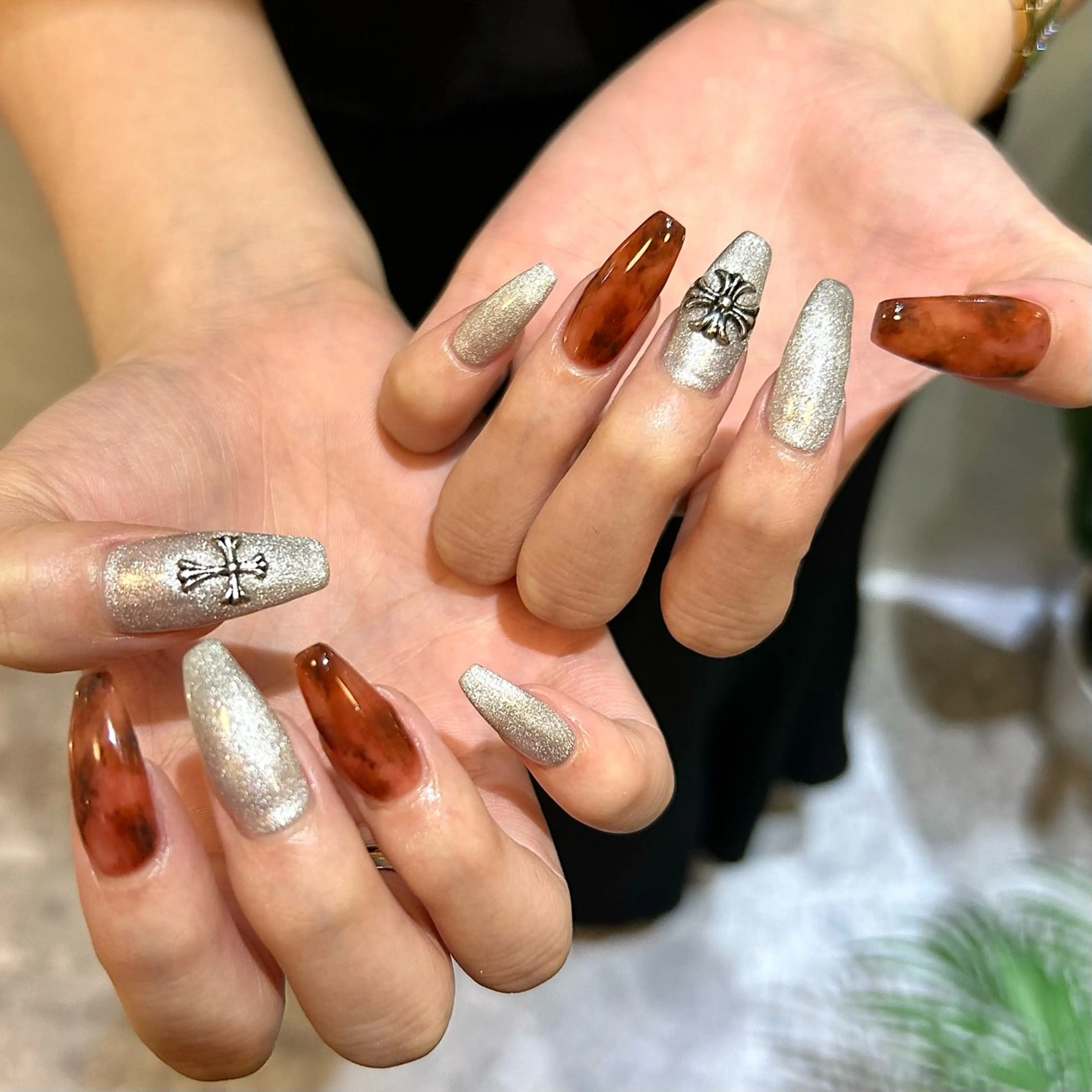 ネイル ハンドネイル 💅🏽 SHIORI🌙のネイルデザイン