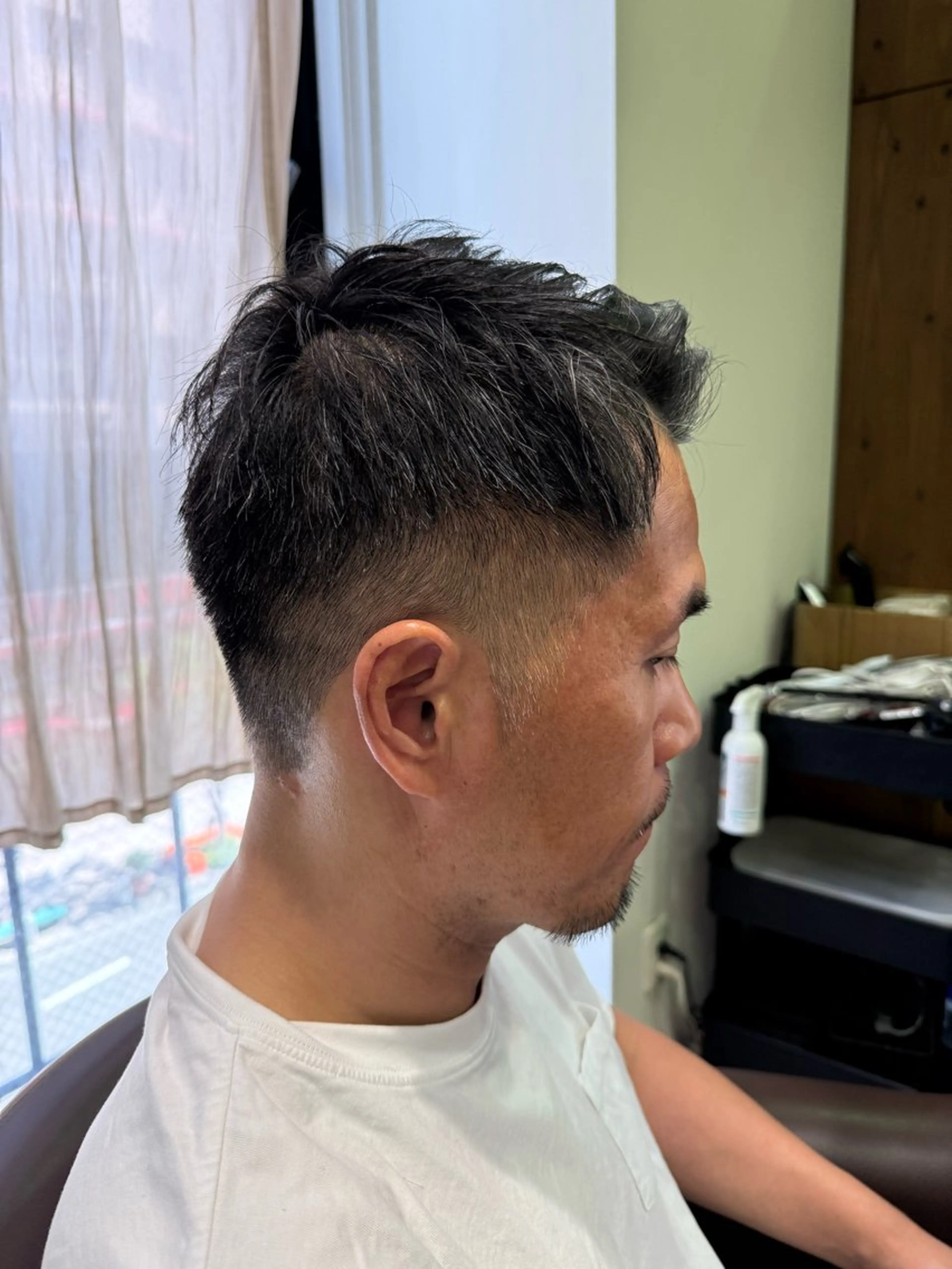 ショート メンズ 刈り上げ ショートヘア 溝口 槙里也のヘアスタイル