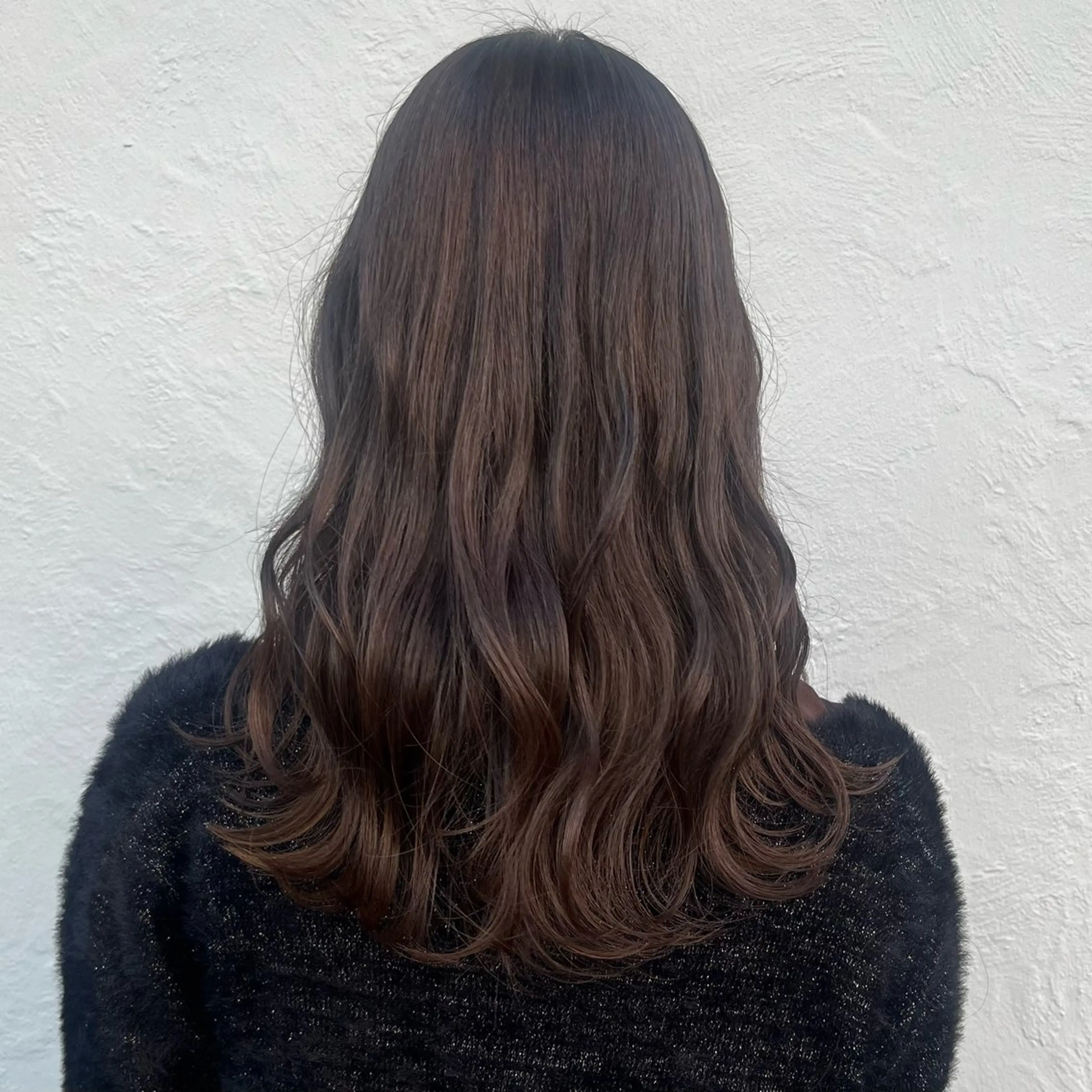 カラー ヘアカラー トリートメント しおり🍬 KOKORO🤍のヘアスタイル