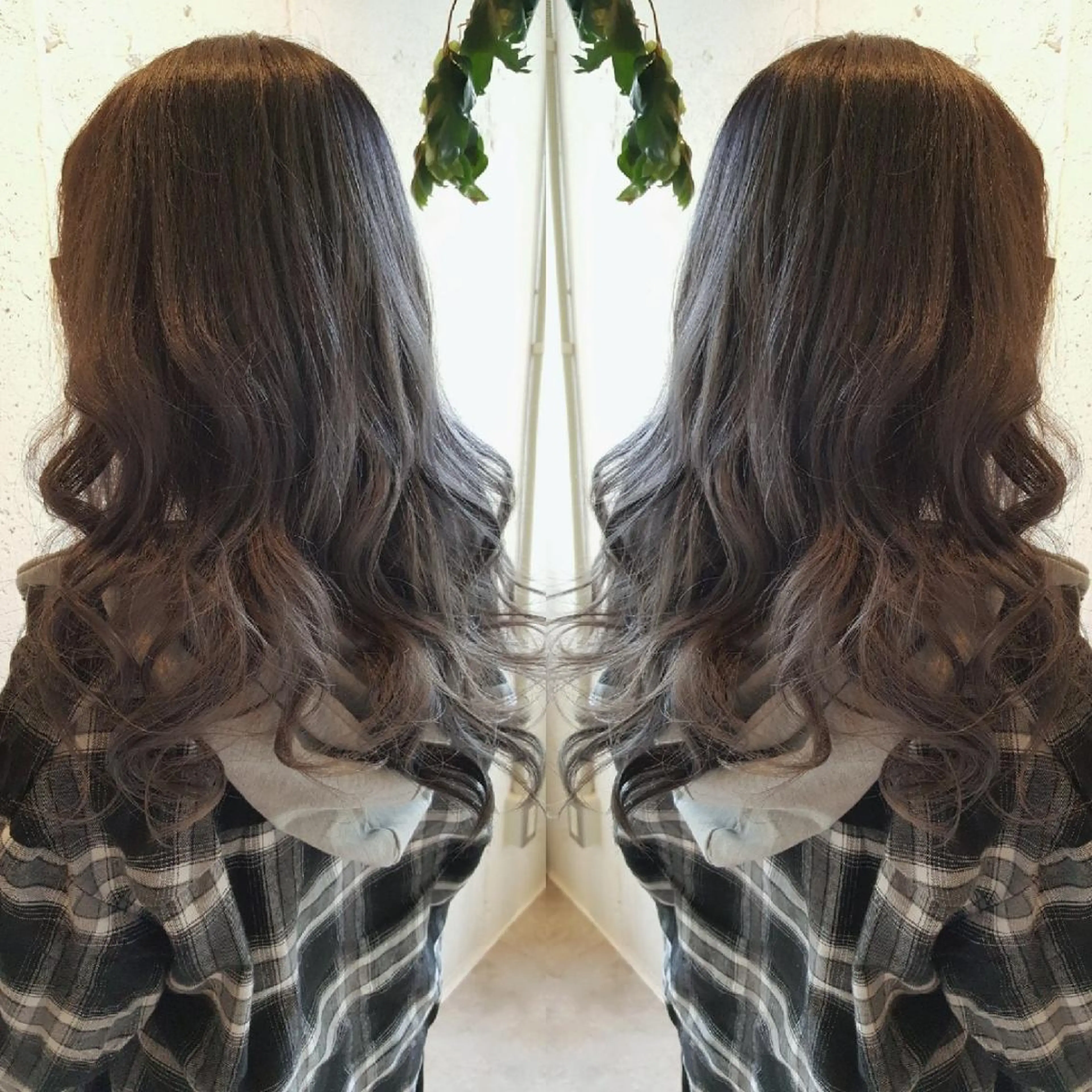 ロング あらき ちさとのヘアスタイル