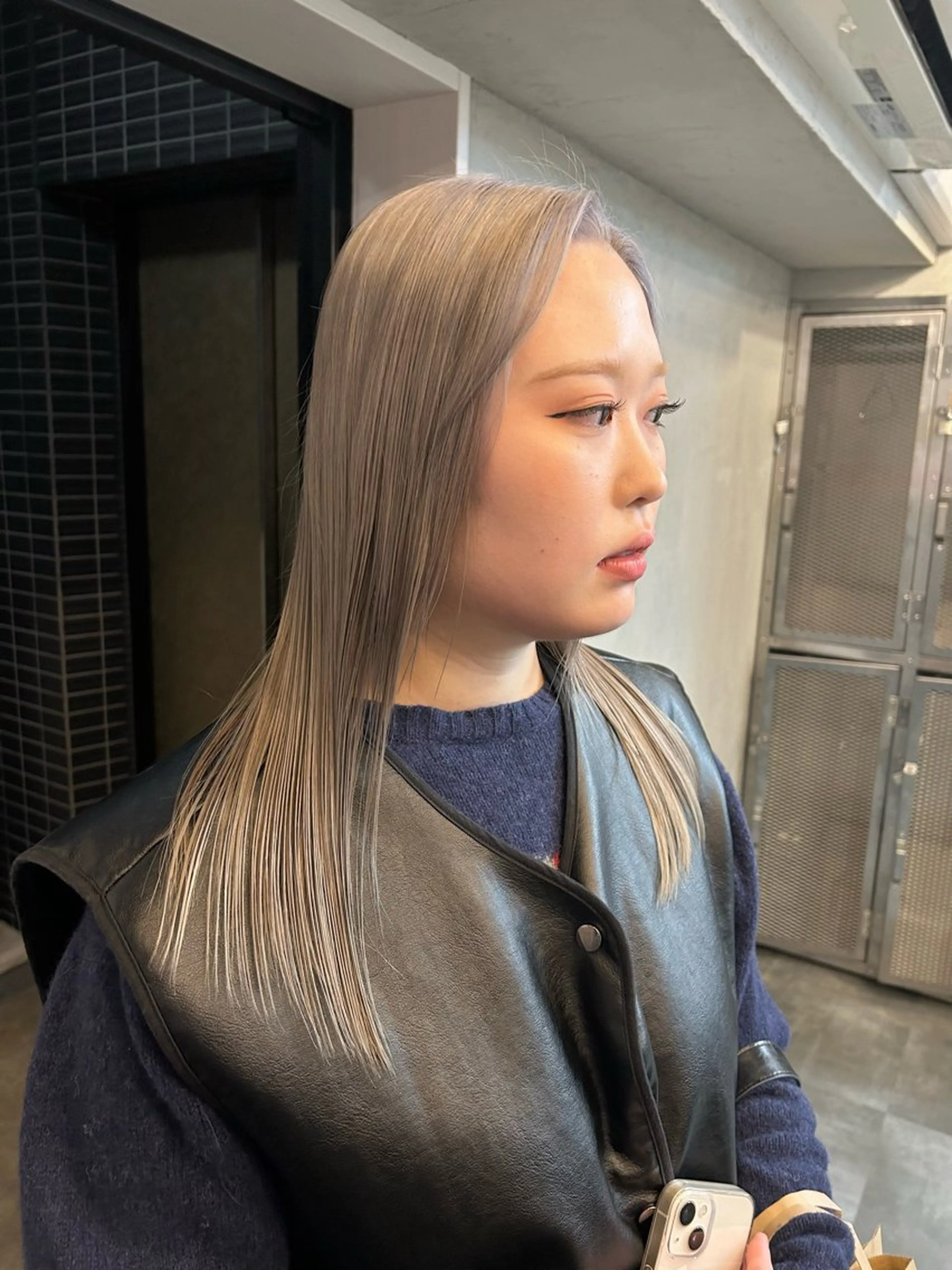 ロング カラー ヘアカラー トリートメント Haru/THREE …by velvetのヘアスタイル