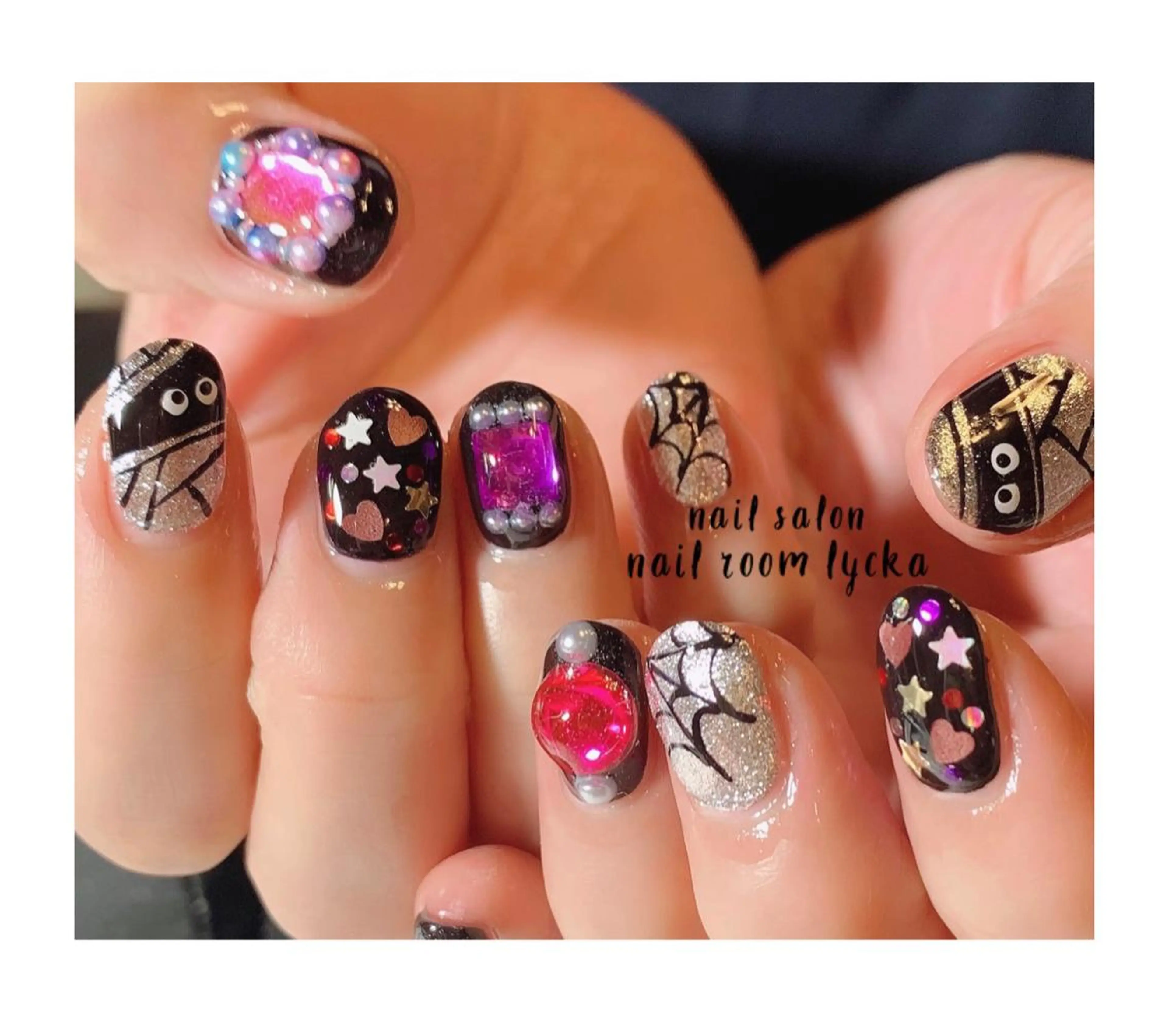 ネイル ﾈｲﾙﾙｰﾑﾘｯｶ 𝐦𝐚𝐲𝐮のネイルデザイン