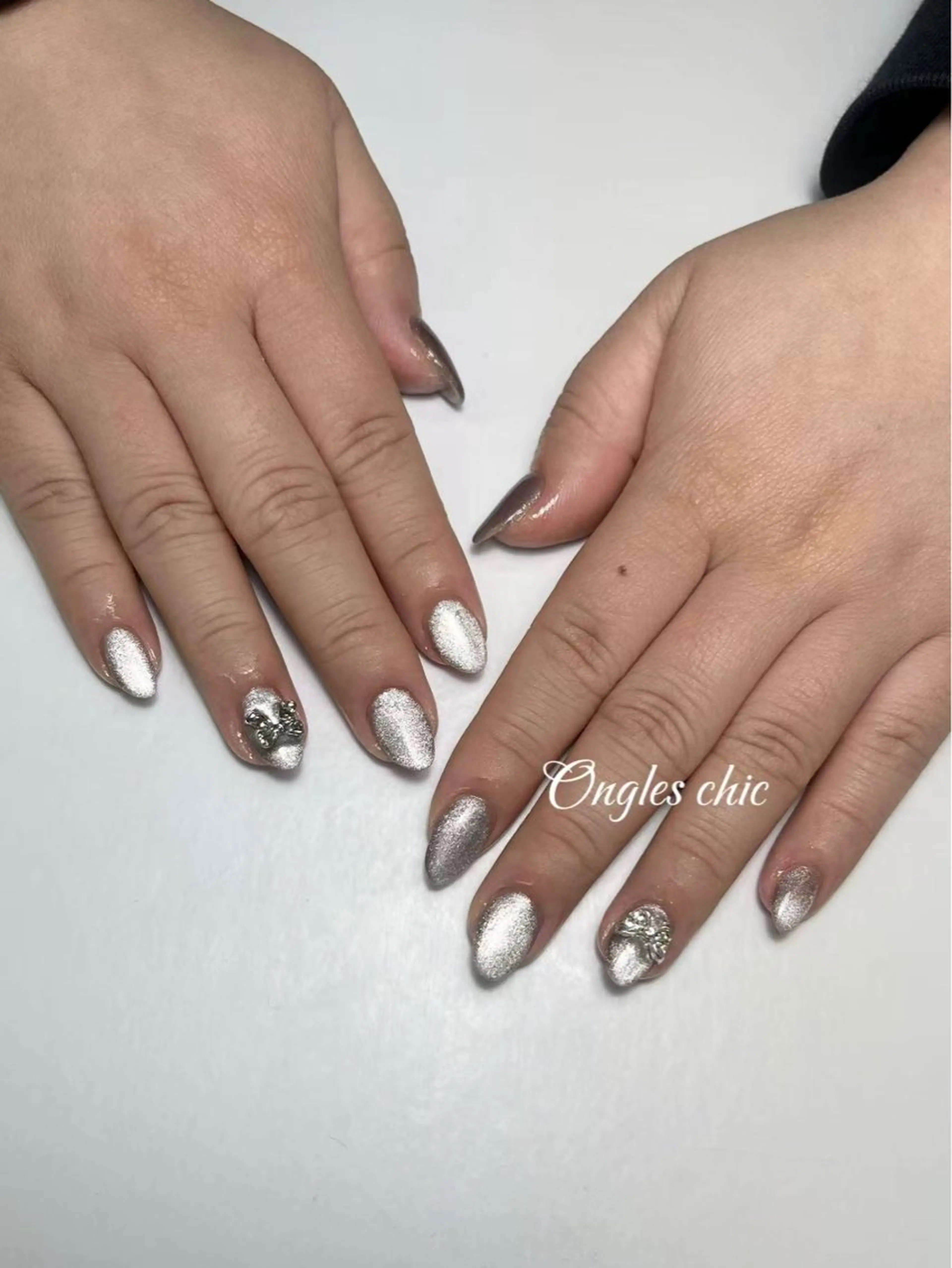 ネイル ハンドネイル ongles chicのネイルデザイン