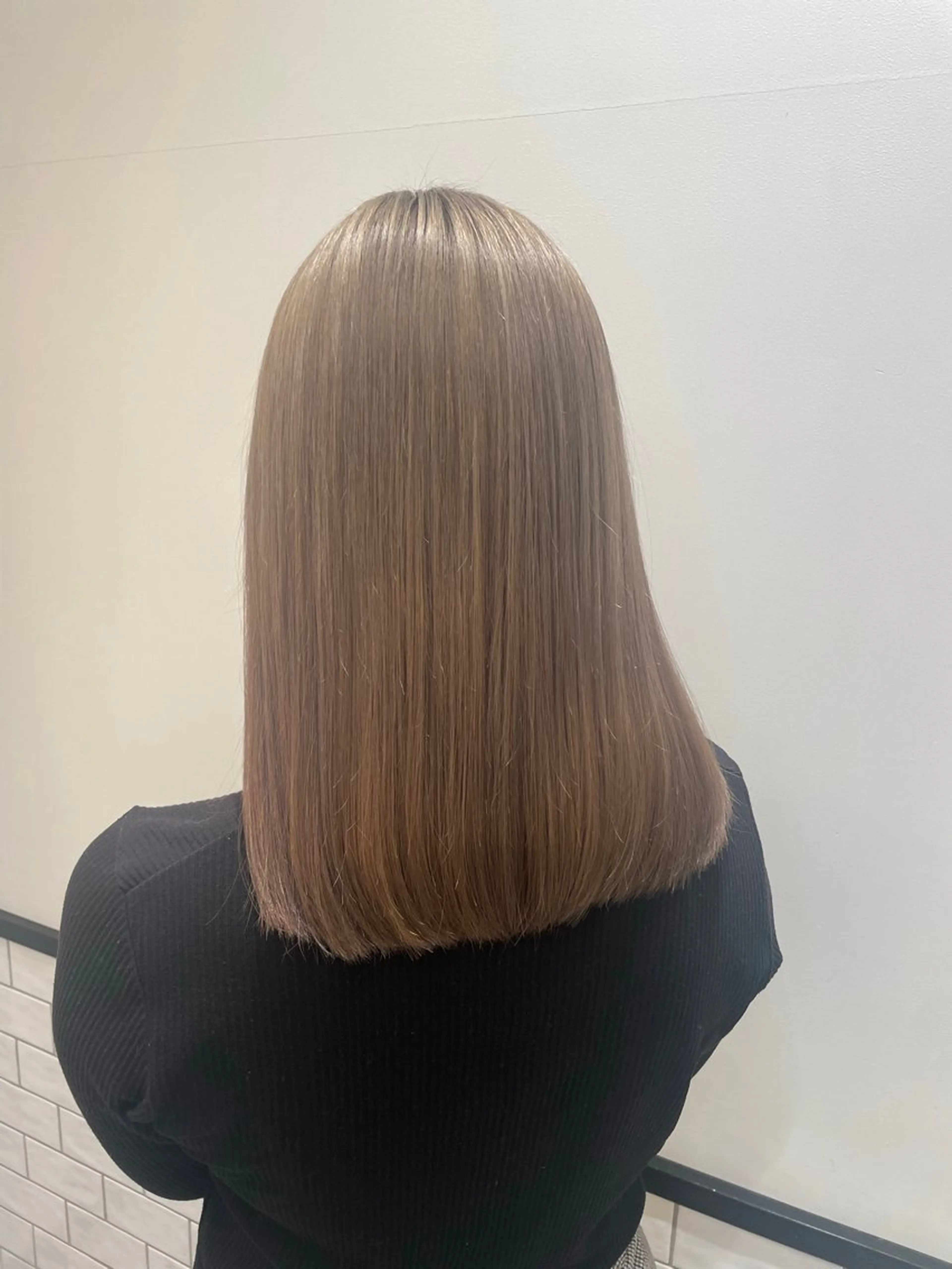 ミディアム カラー ブリーチ MINX 野村実莉 カット/パーマのヘアスタイル