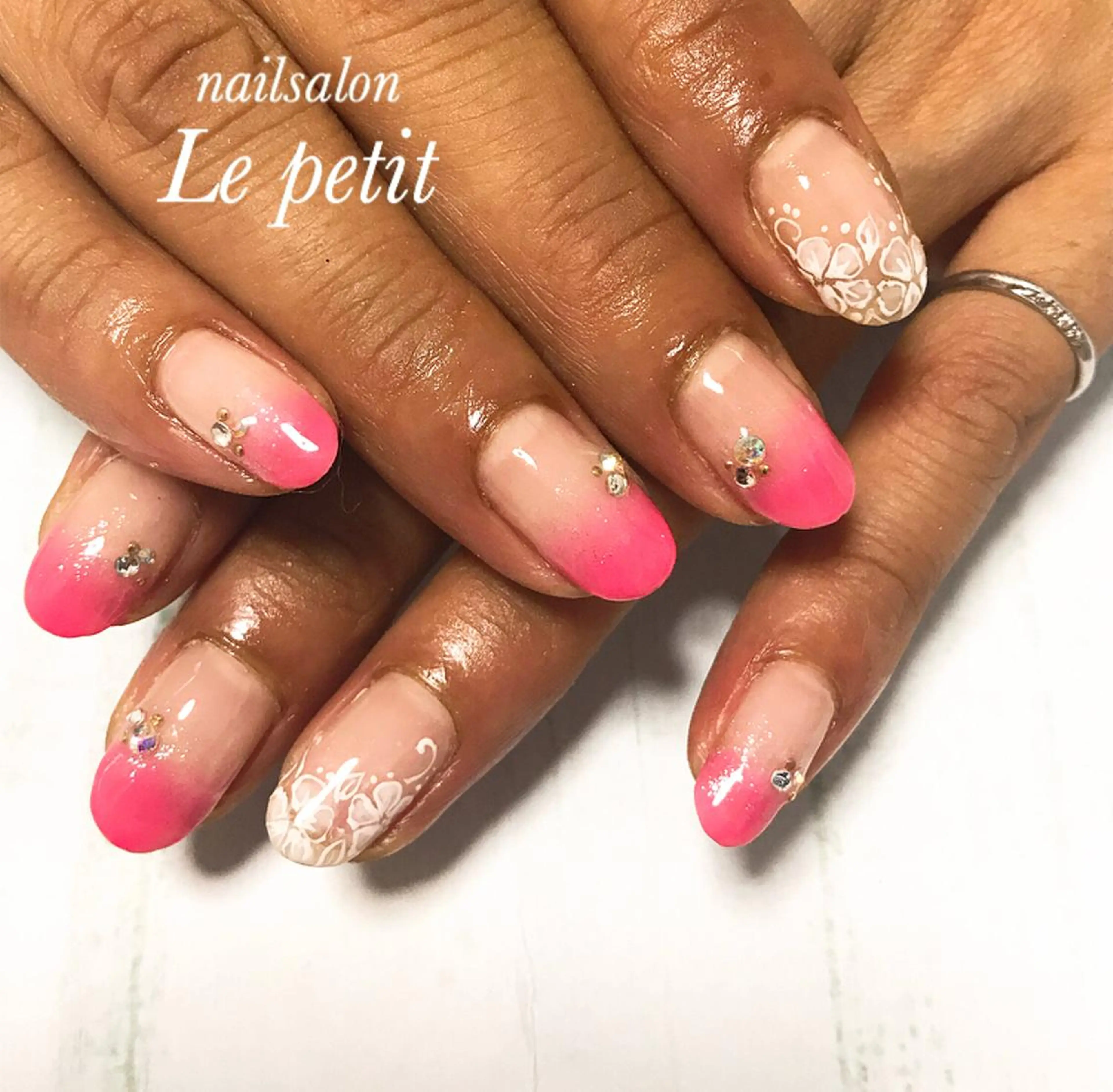 ネイル 石野 広佳のネイルデザイン