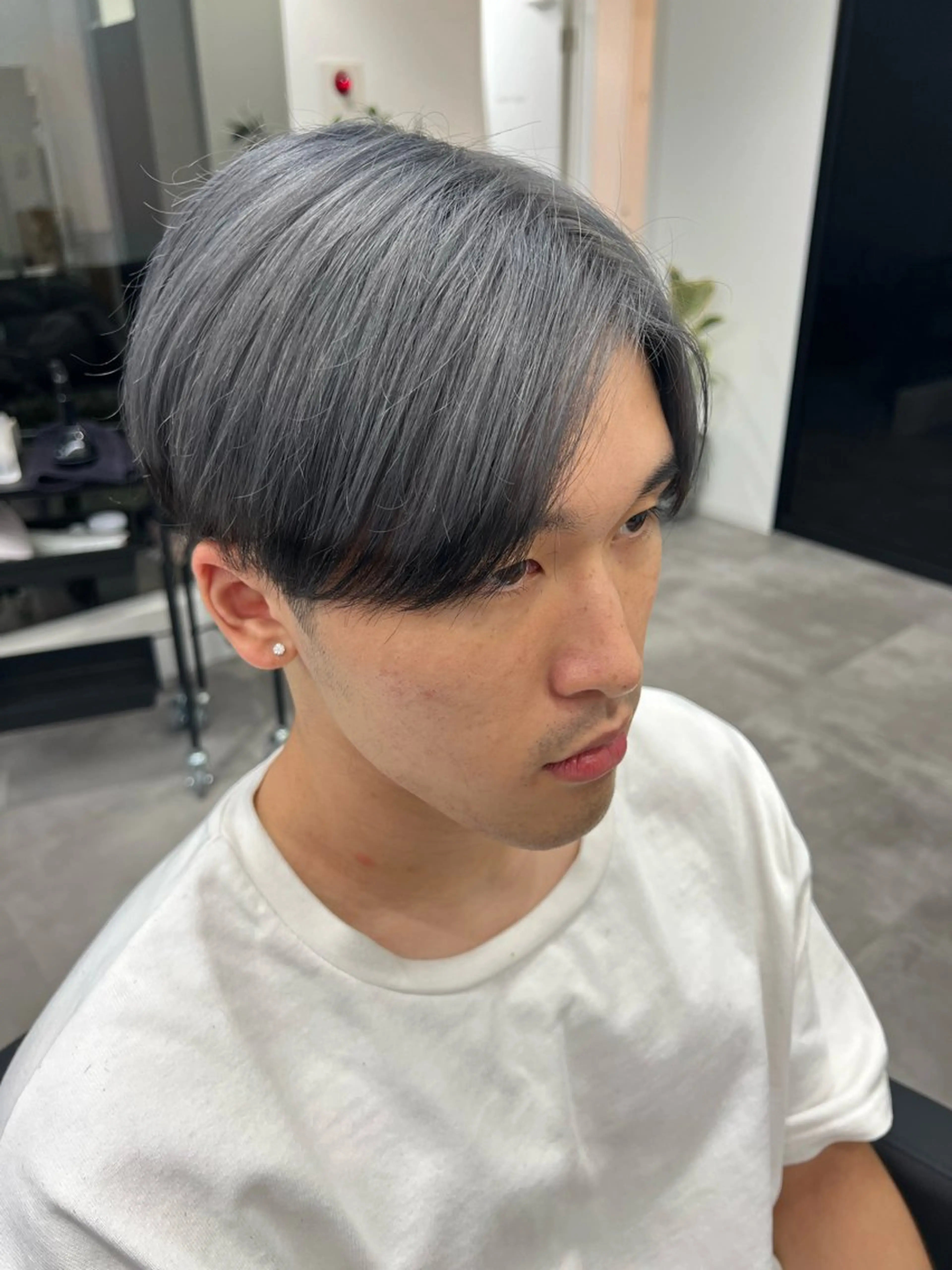 ショート カラー メンズ 黒髪 シルバー カット ヘアカラー Ciel所属・メンズ専門店 / Cielのヘアスタイル
