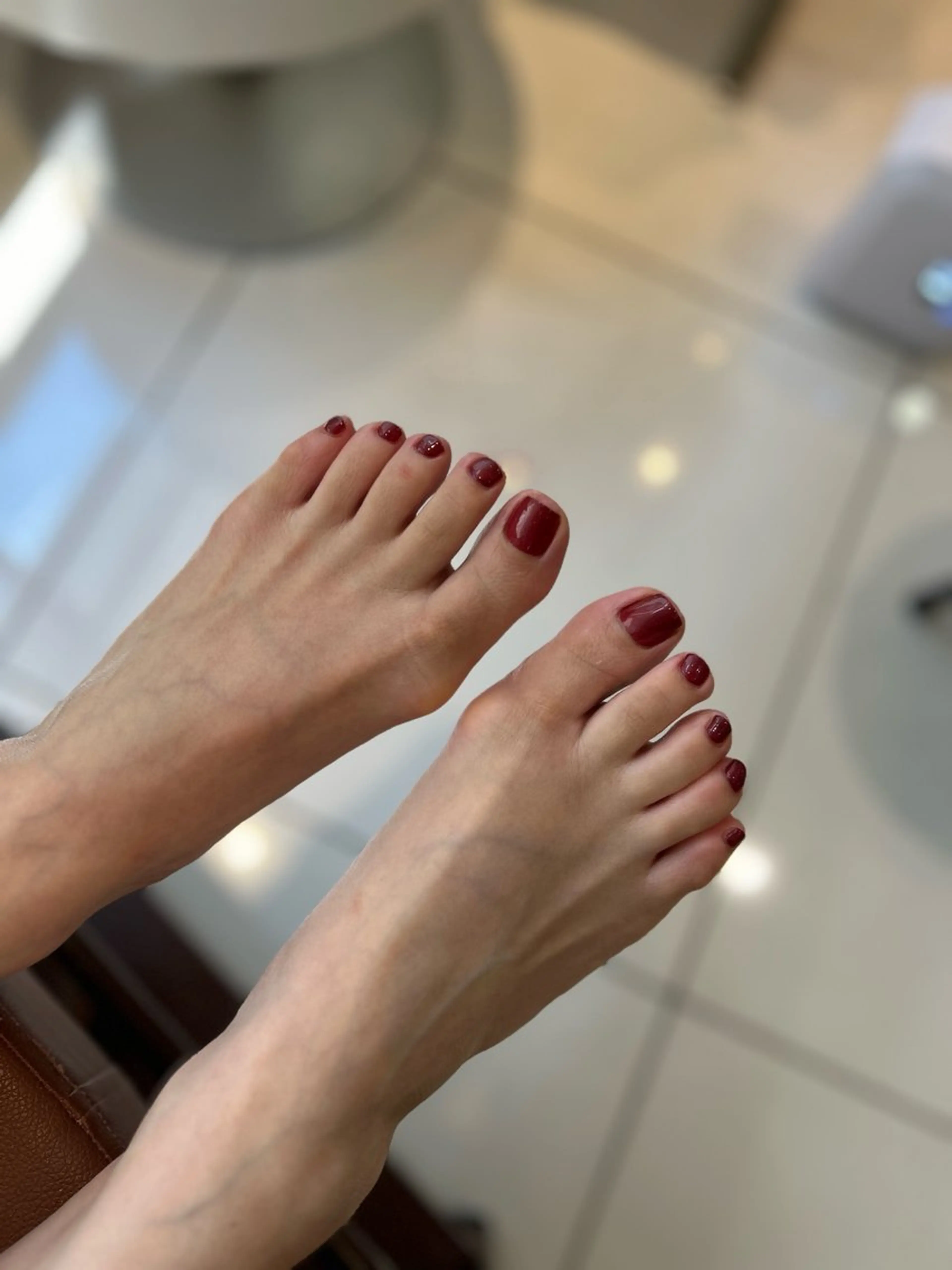 ネイル 赤色 フットネイル FUJIMOTO MIDORIのネイルデザイン