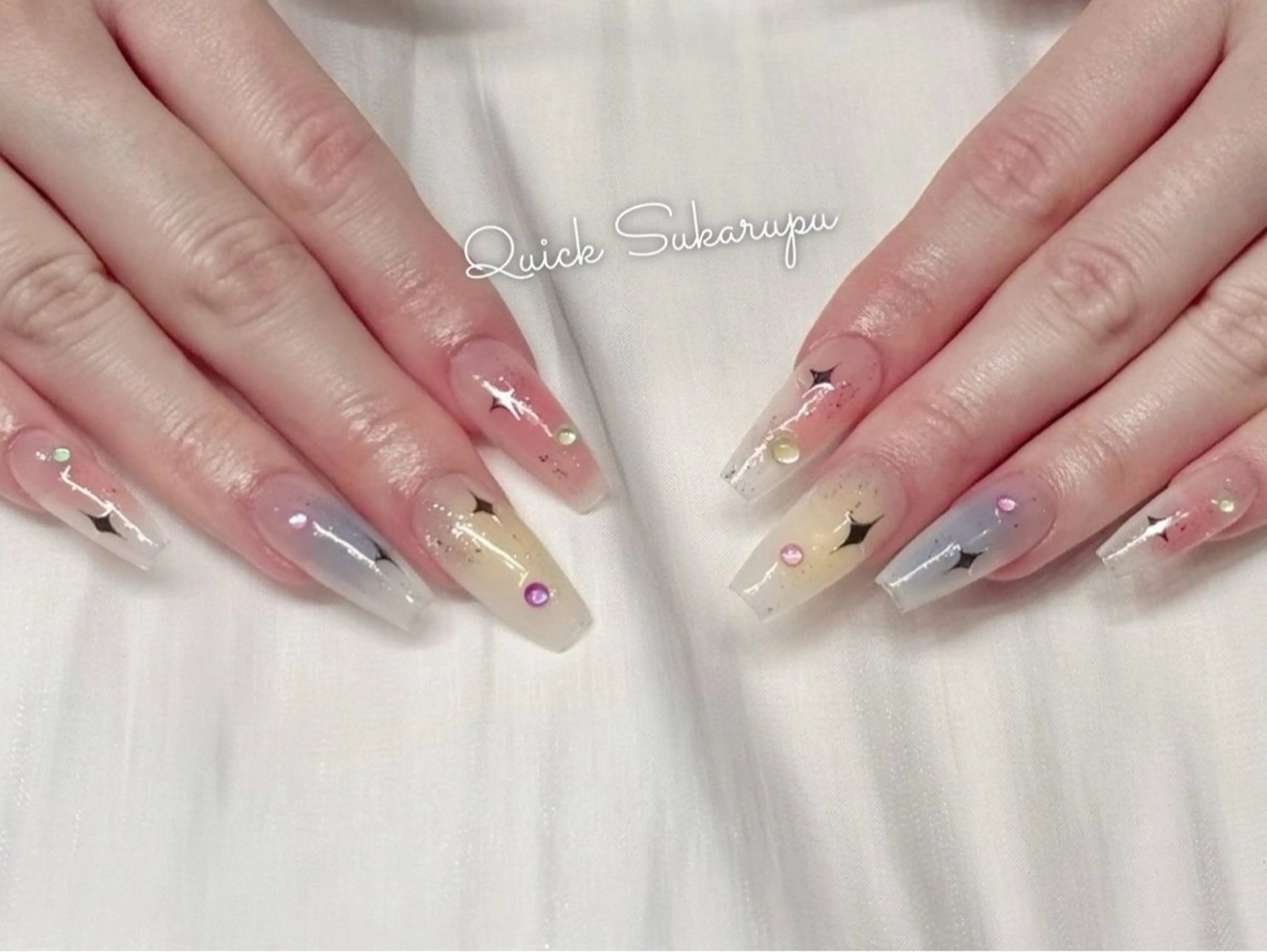 ロング ハンドネイル Quick Sukarupu新宿のネイルデザイン