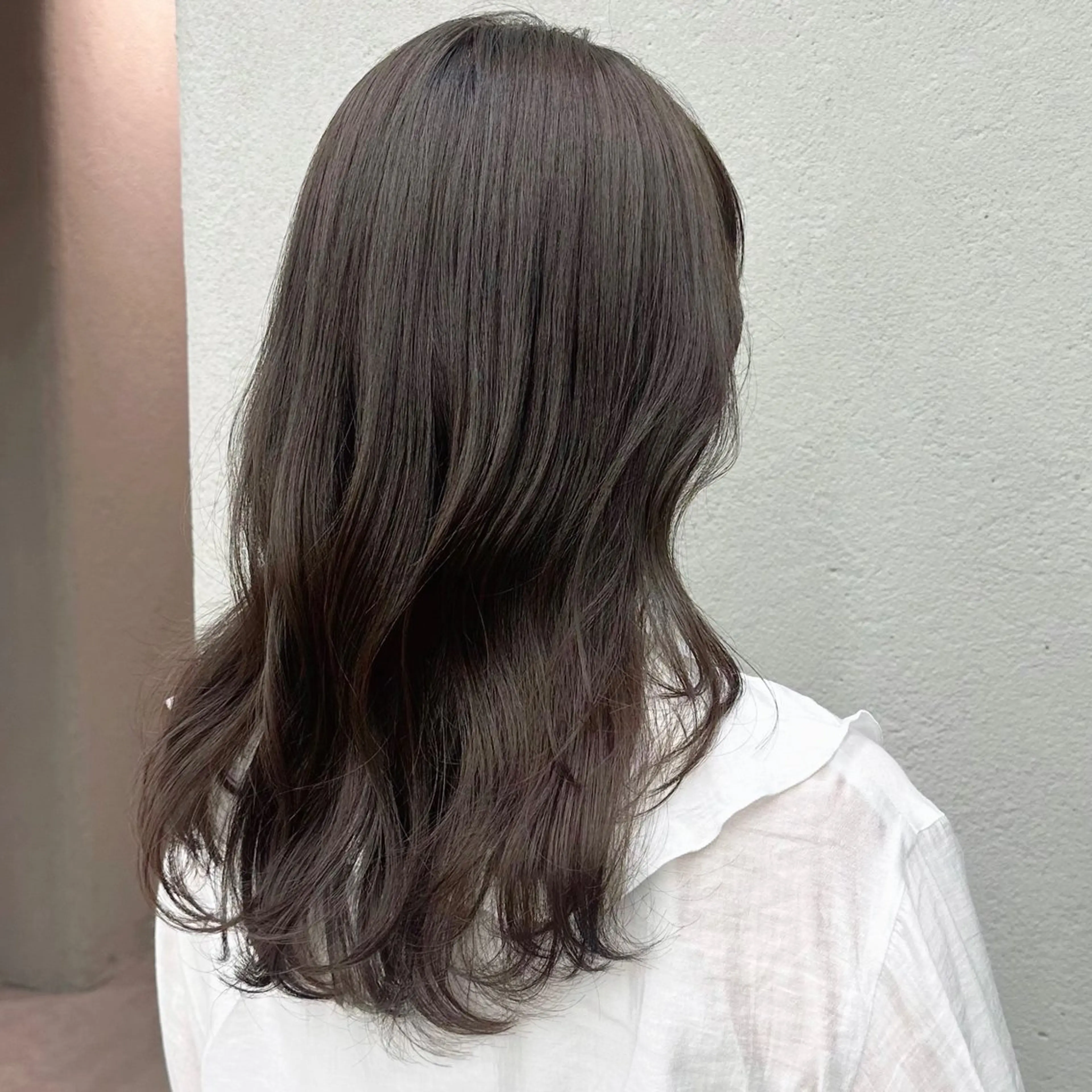 セミロング カラー 高松 沙耶のヘアスタイル