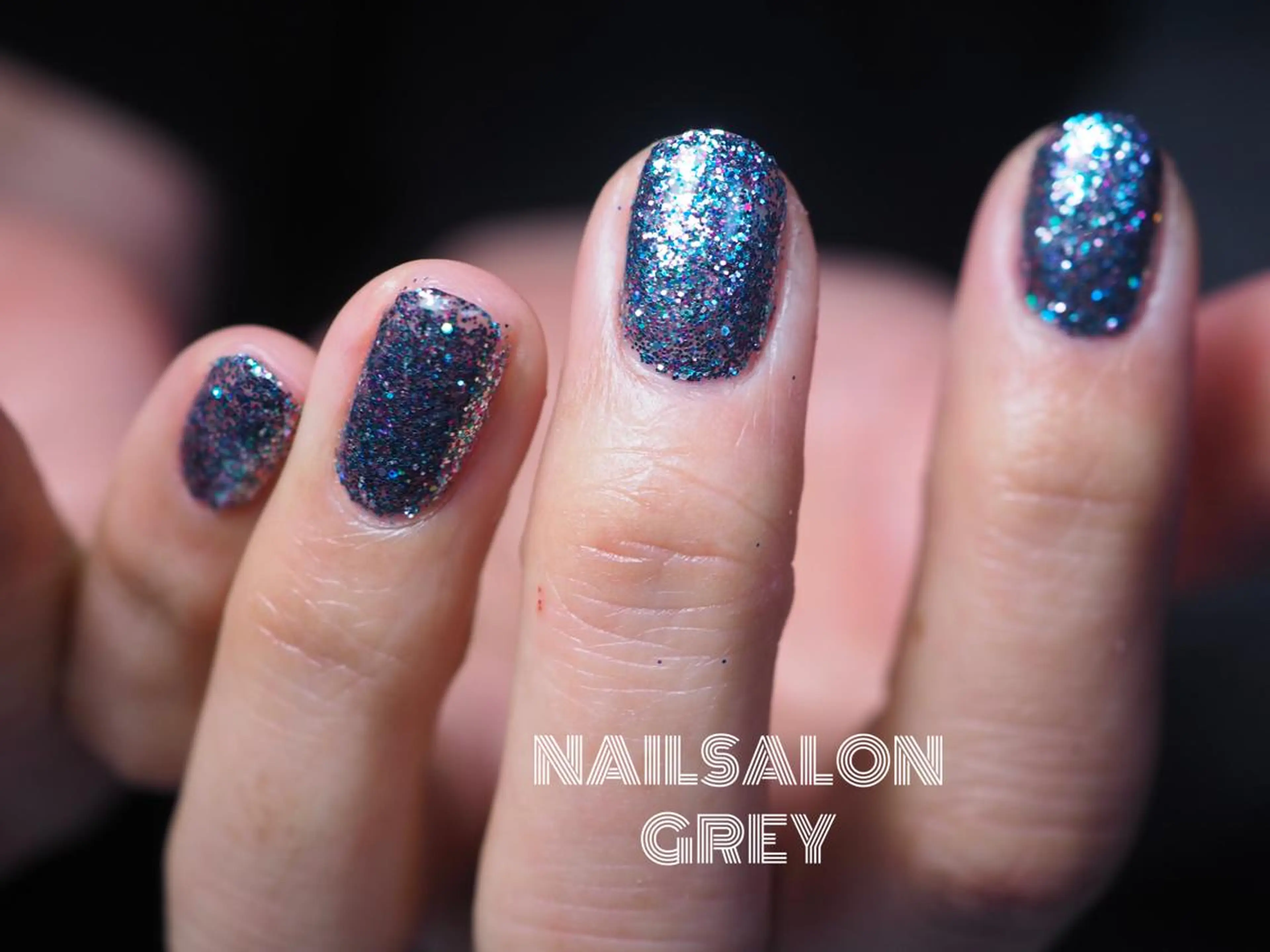 ネイル 【GREY】 TAIRAのネイルデザイン