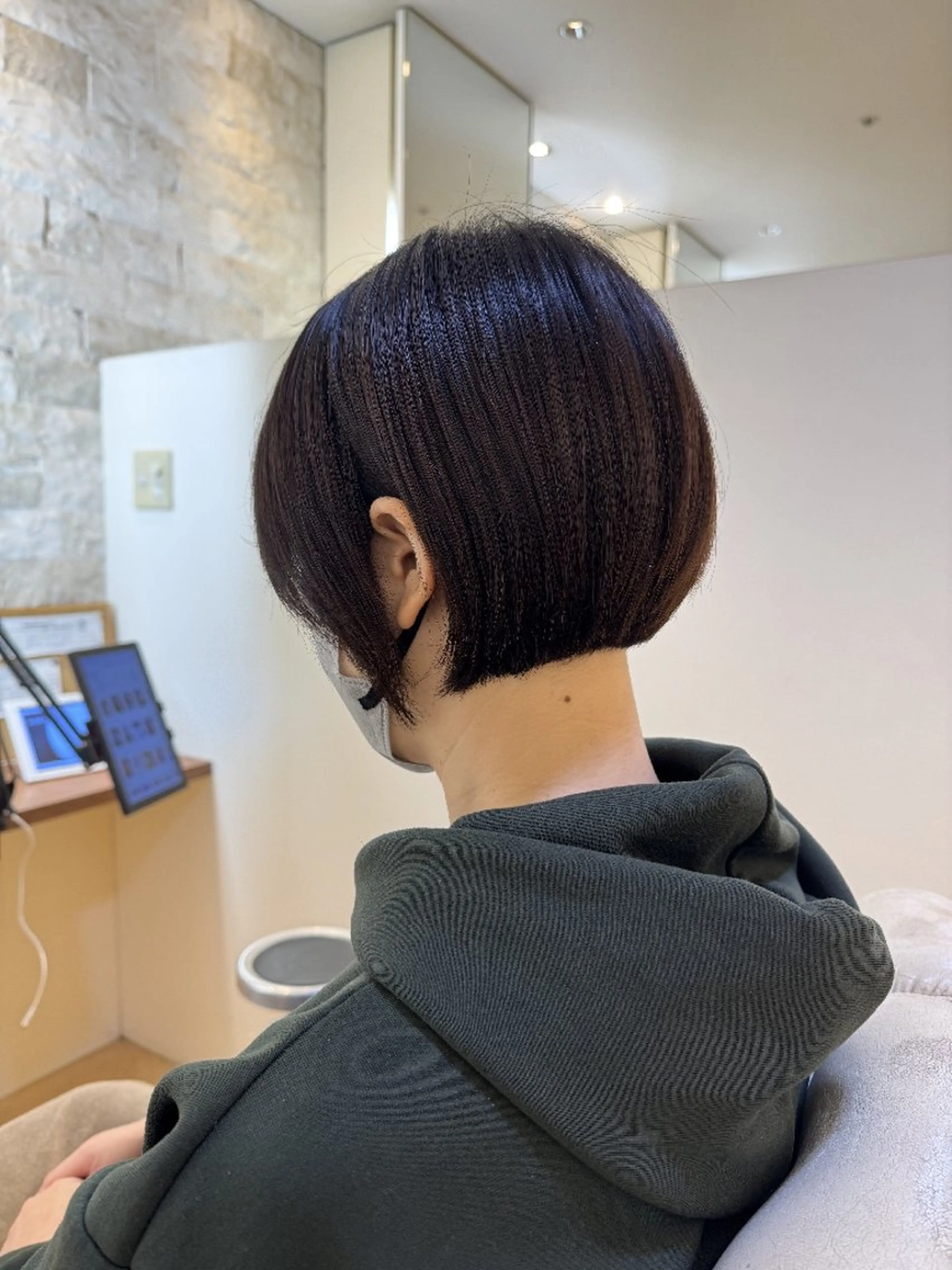 ショート ボブ カット 鈴木 さやかのヘアスタイル