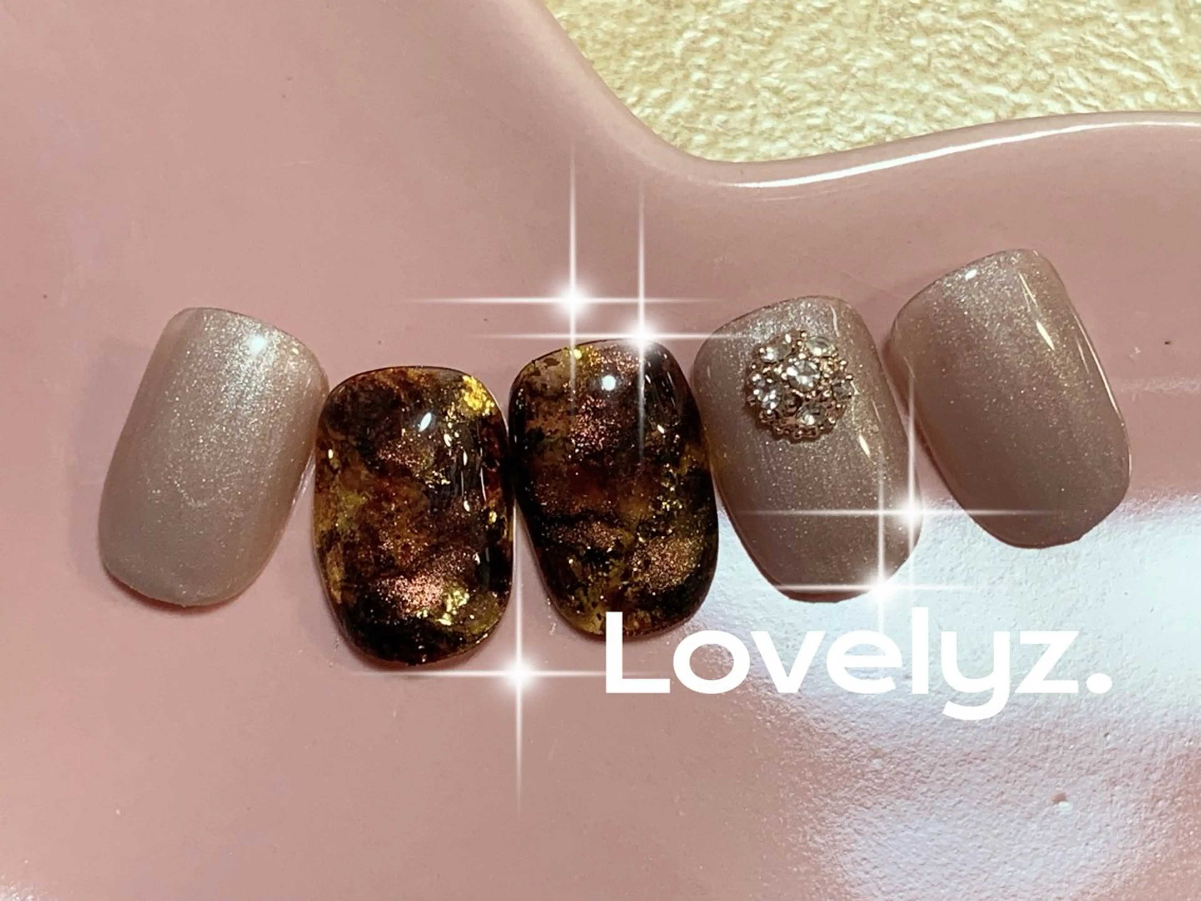 ネイル Nail Salon Lovelyz.所属・Nail Salon Lovelyz.のネイルデザイン