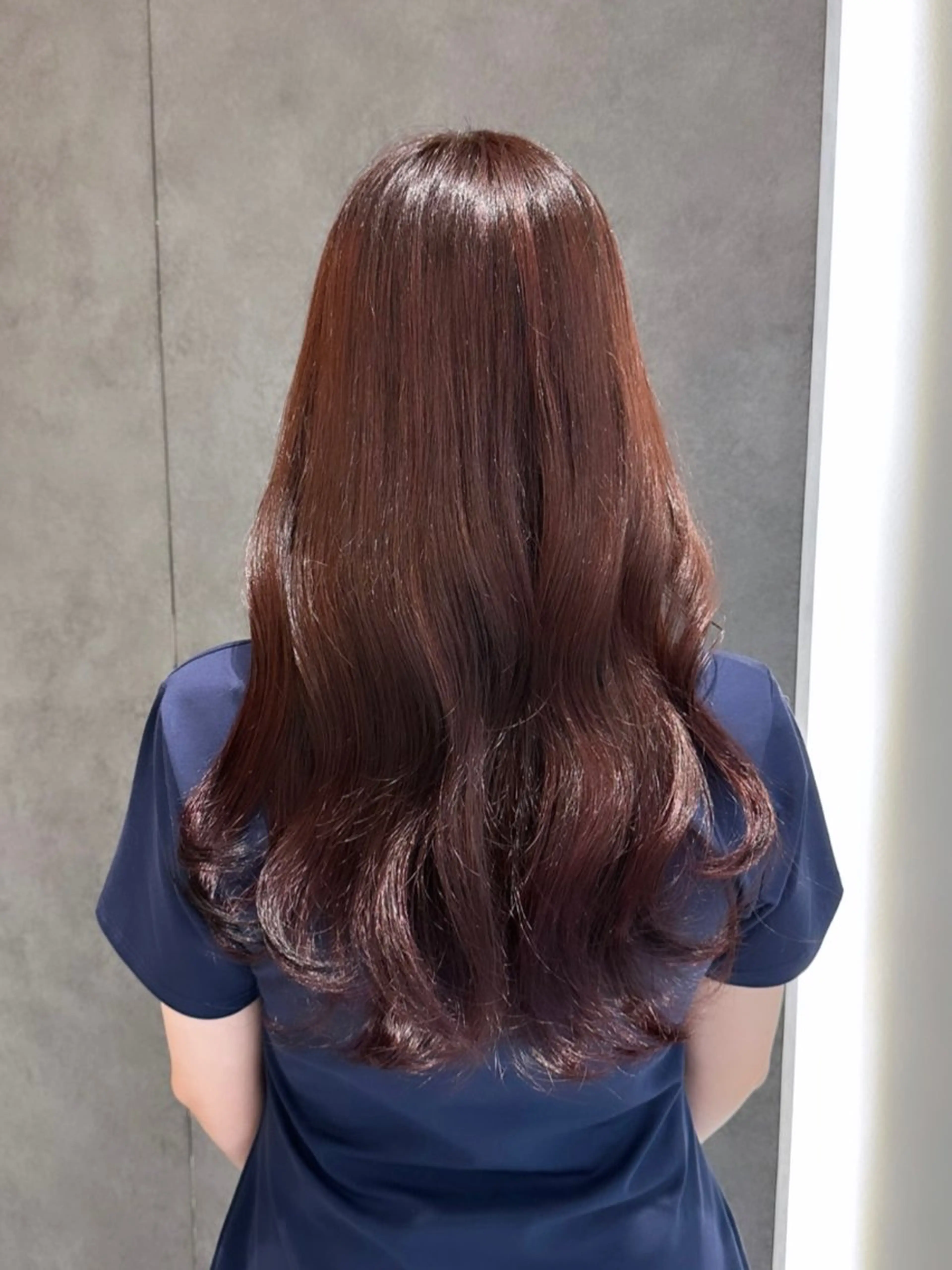 ロング カラー ブリーチ イヤリングカラー ハイライトカラー インナーカラー ボブ 巻ける縮毛矯正/艶 カラーchika🩵のヘアスタイル