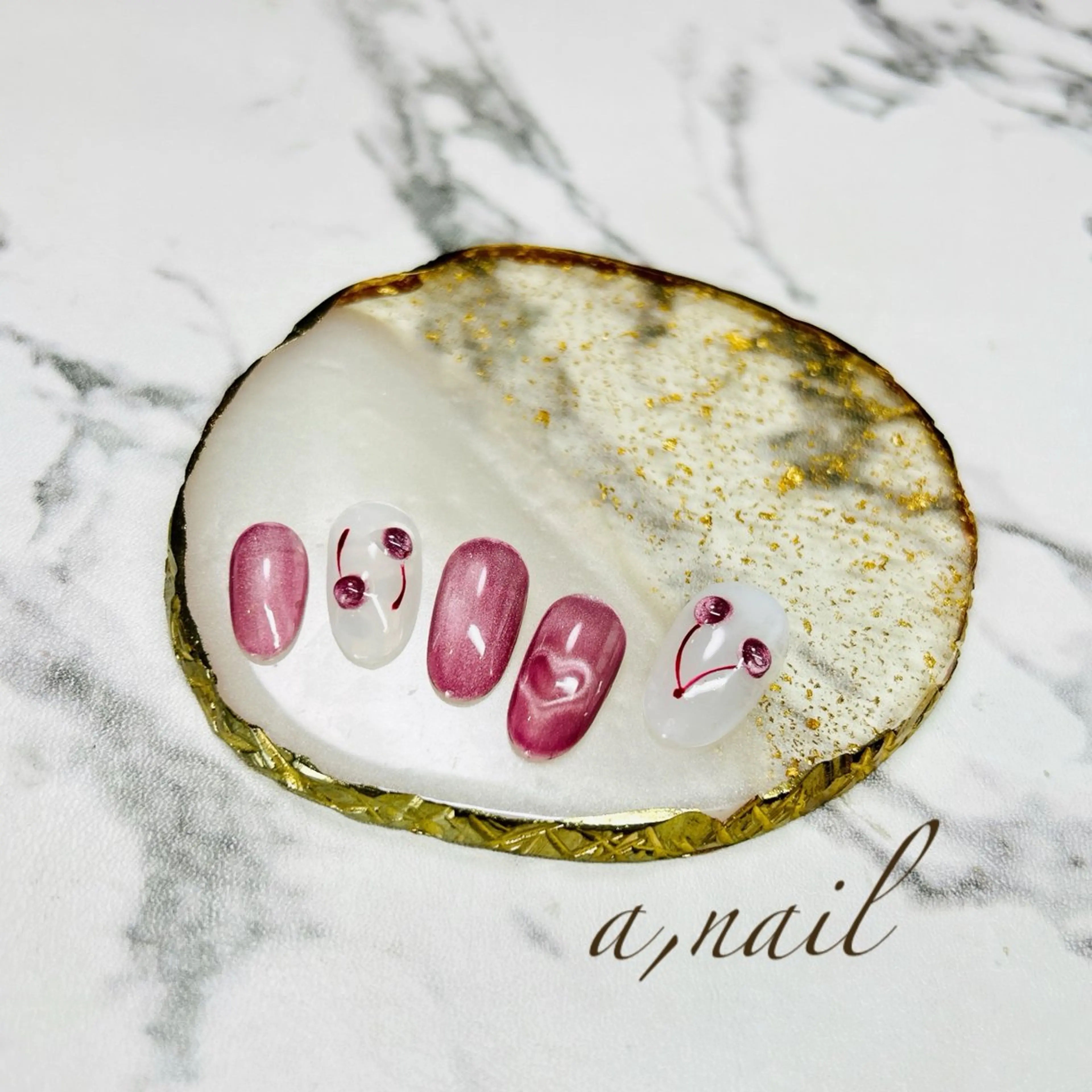 ネイル ハート キラキラネイル マグネットネイル 春ネイル ハンドネイル ネイルサロン エーネイルのネイルデザイン