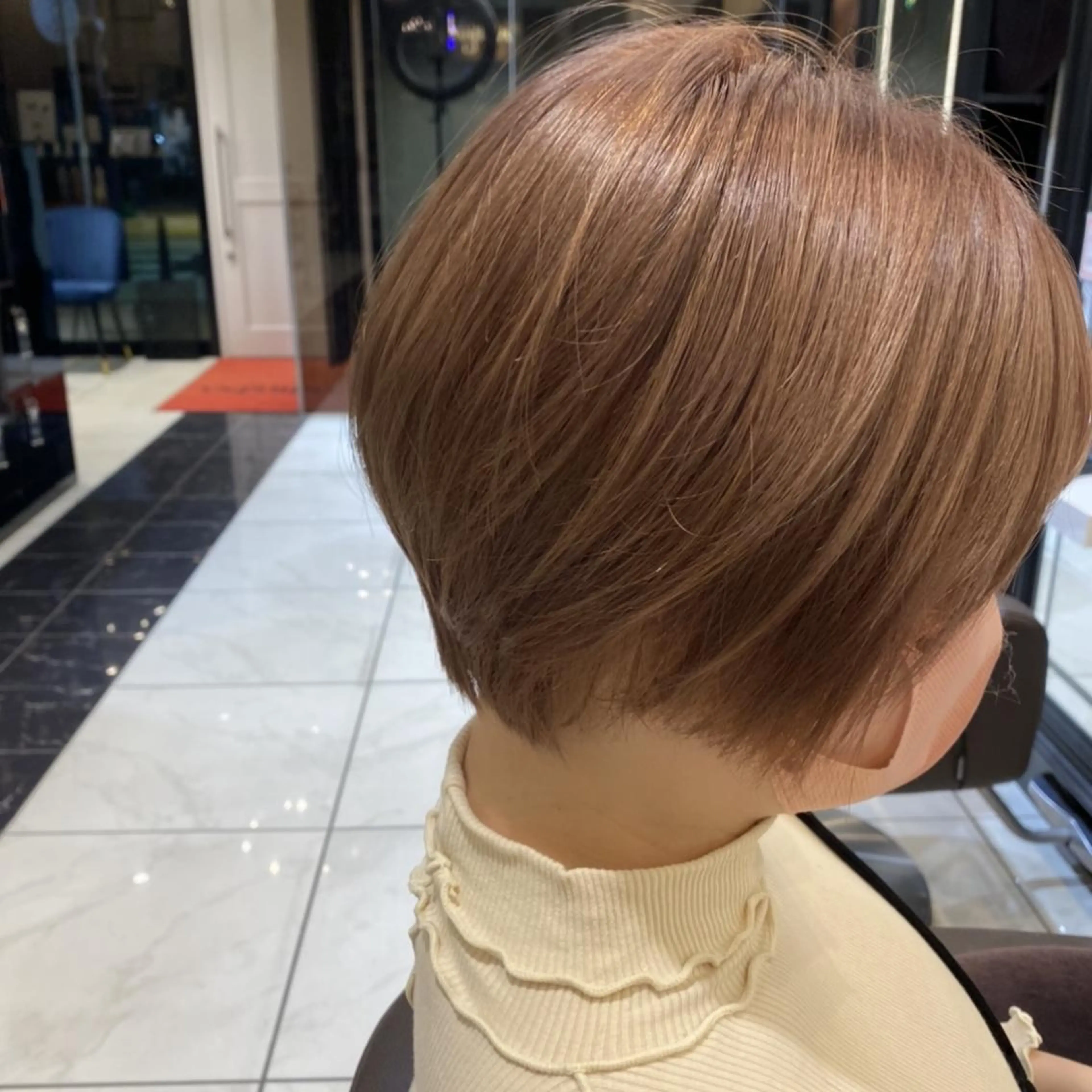 ショート カラー カット ヘアカラー 髪質改善　ブリーチ ｆｉｔｉ横須賀中央のヘアスタイル