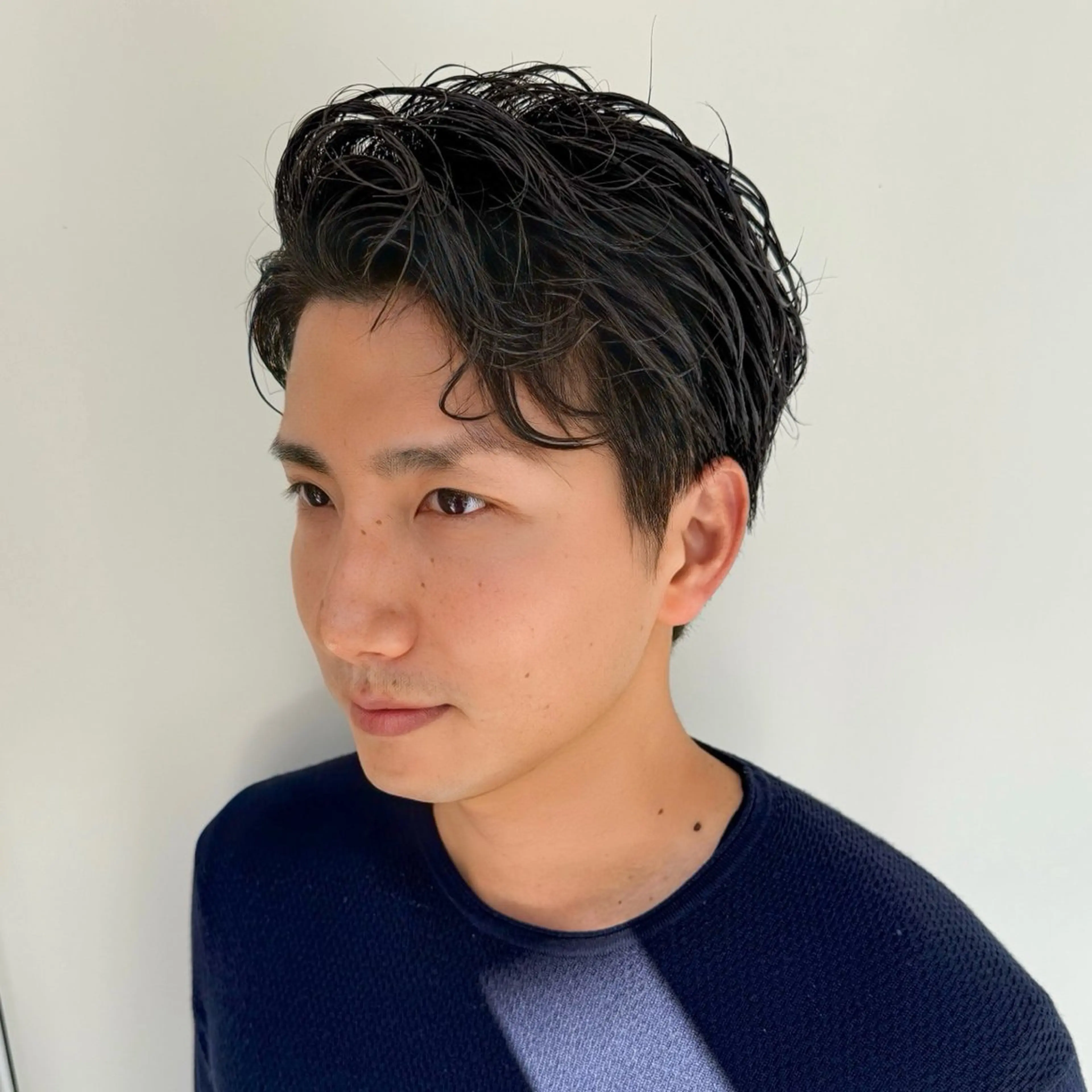 ショート パーマ メンズ メンズハイライト メンズインナーカラー メンズパーマ メンズウルフカット ハンサムショート カット パーマ トリートメント Masena(マセナ)所属・表参道メンズヘア ✂︎Masena✂︎のヘアスタイル