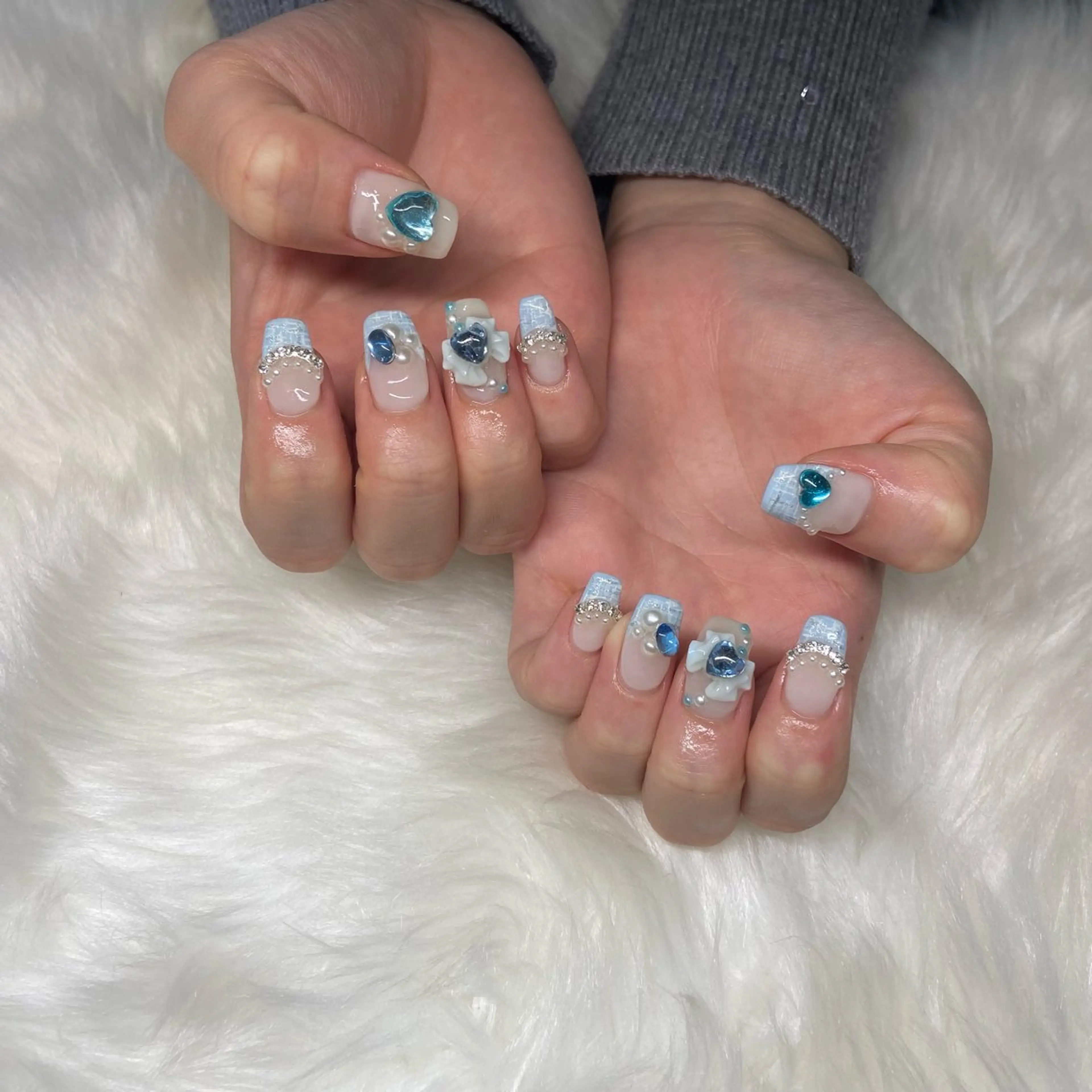 ネイル R nailのネイルデザイン