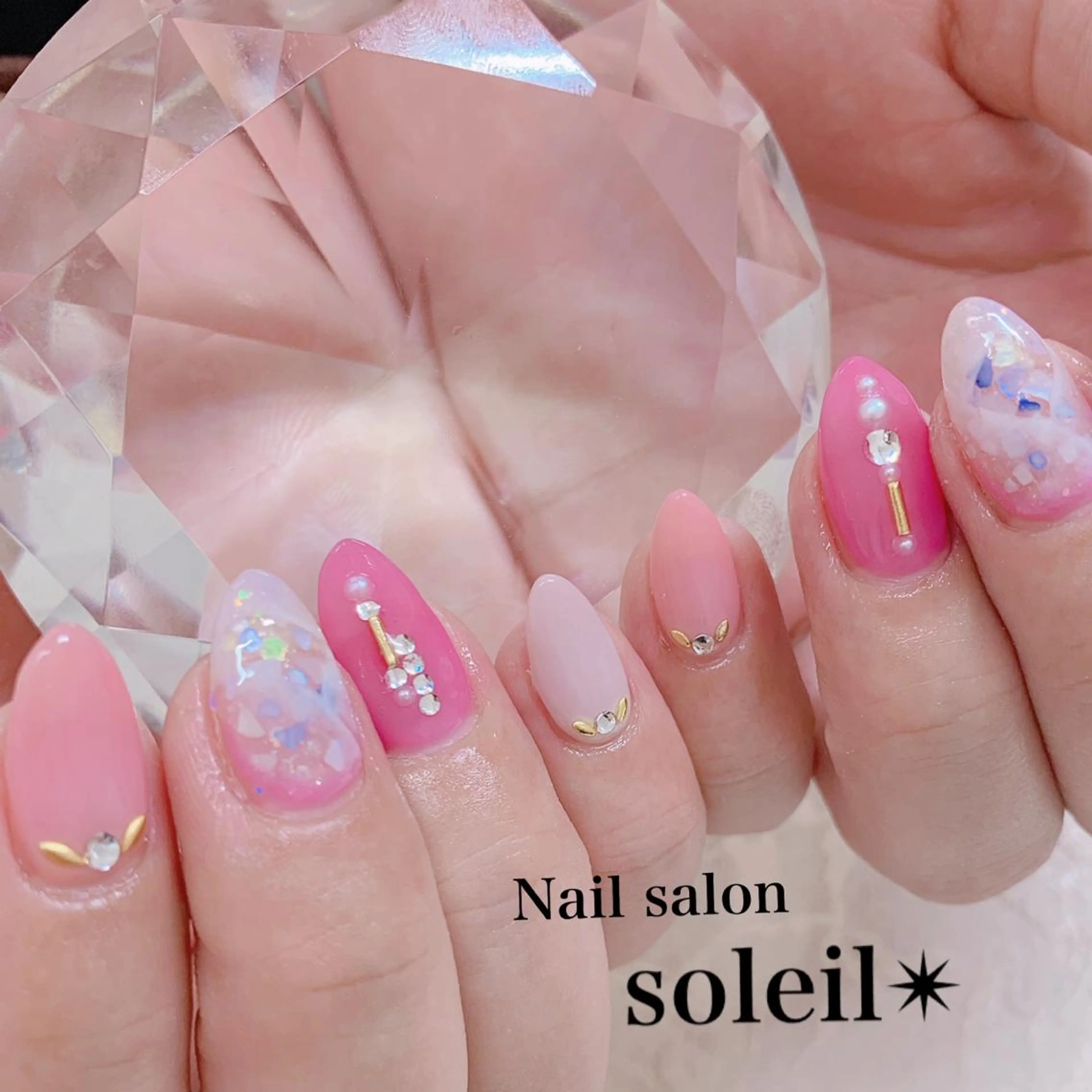 ネイル ニュアンスネイル 粟津 美紀のネイルデザイン