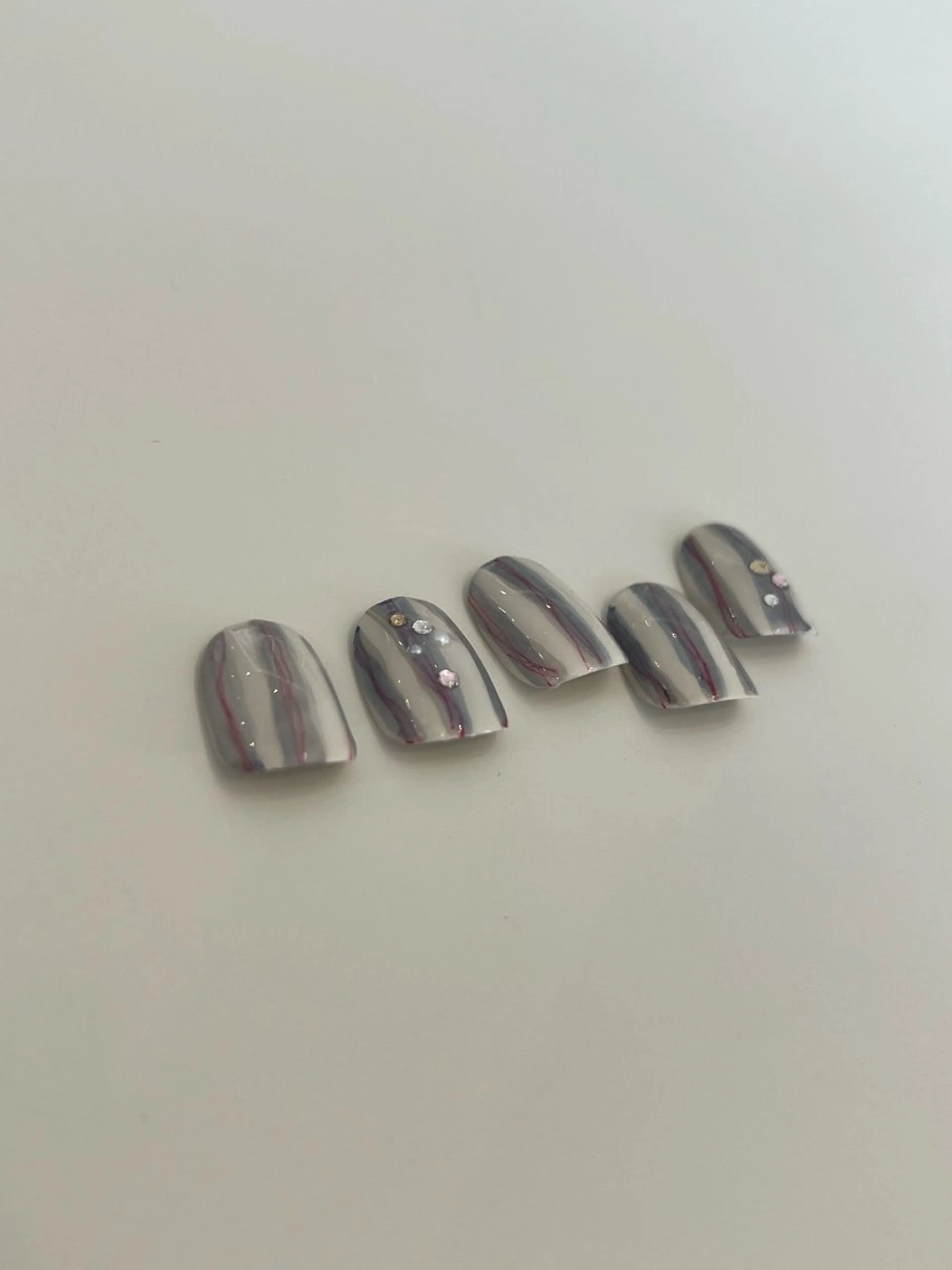 ネイル En'e daikanyama所属・笑菜 ♡のネイルデザイン