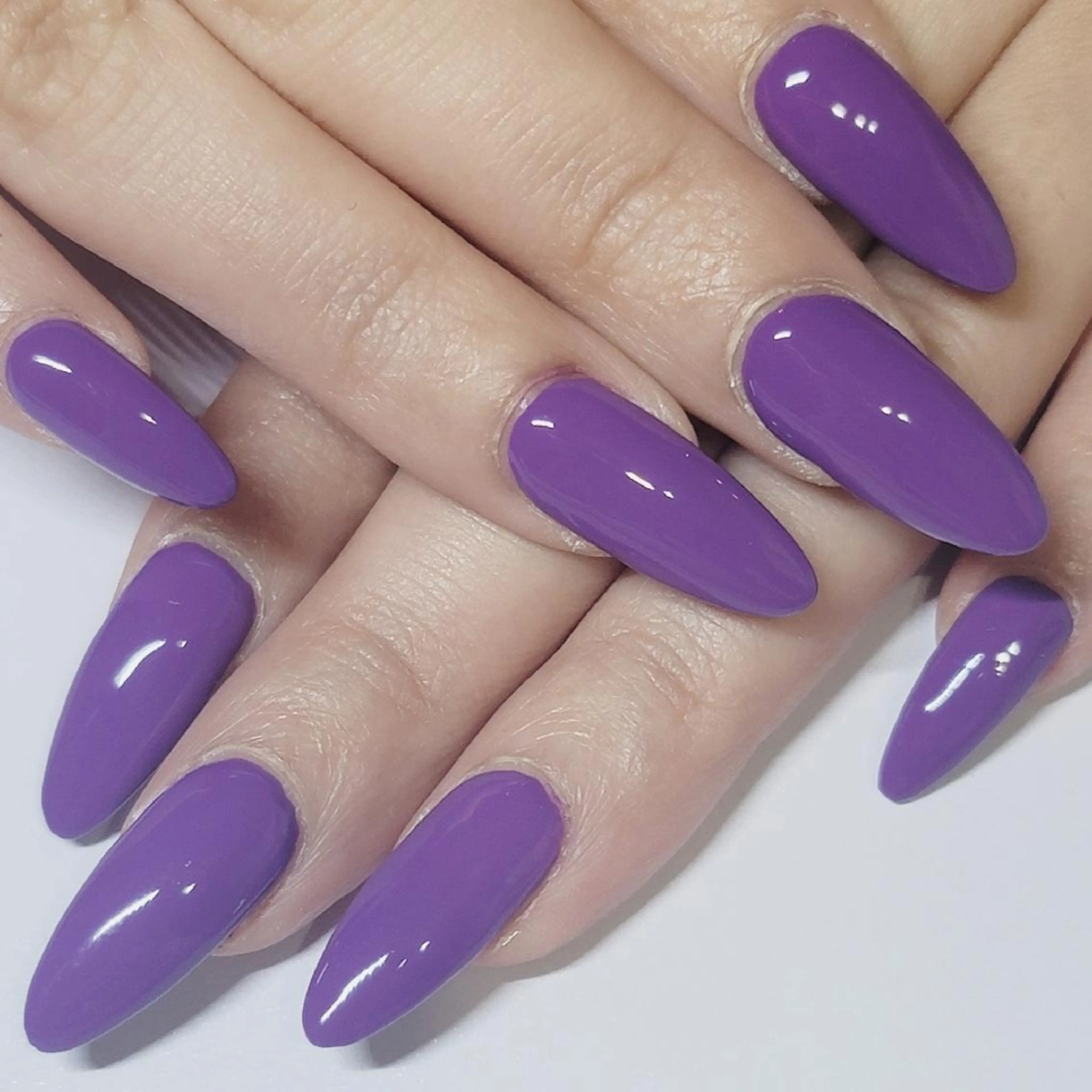 ネイル ワンカラーネイル パープル ハンドネイル よしだ ひろきのネイルデザイン