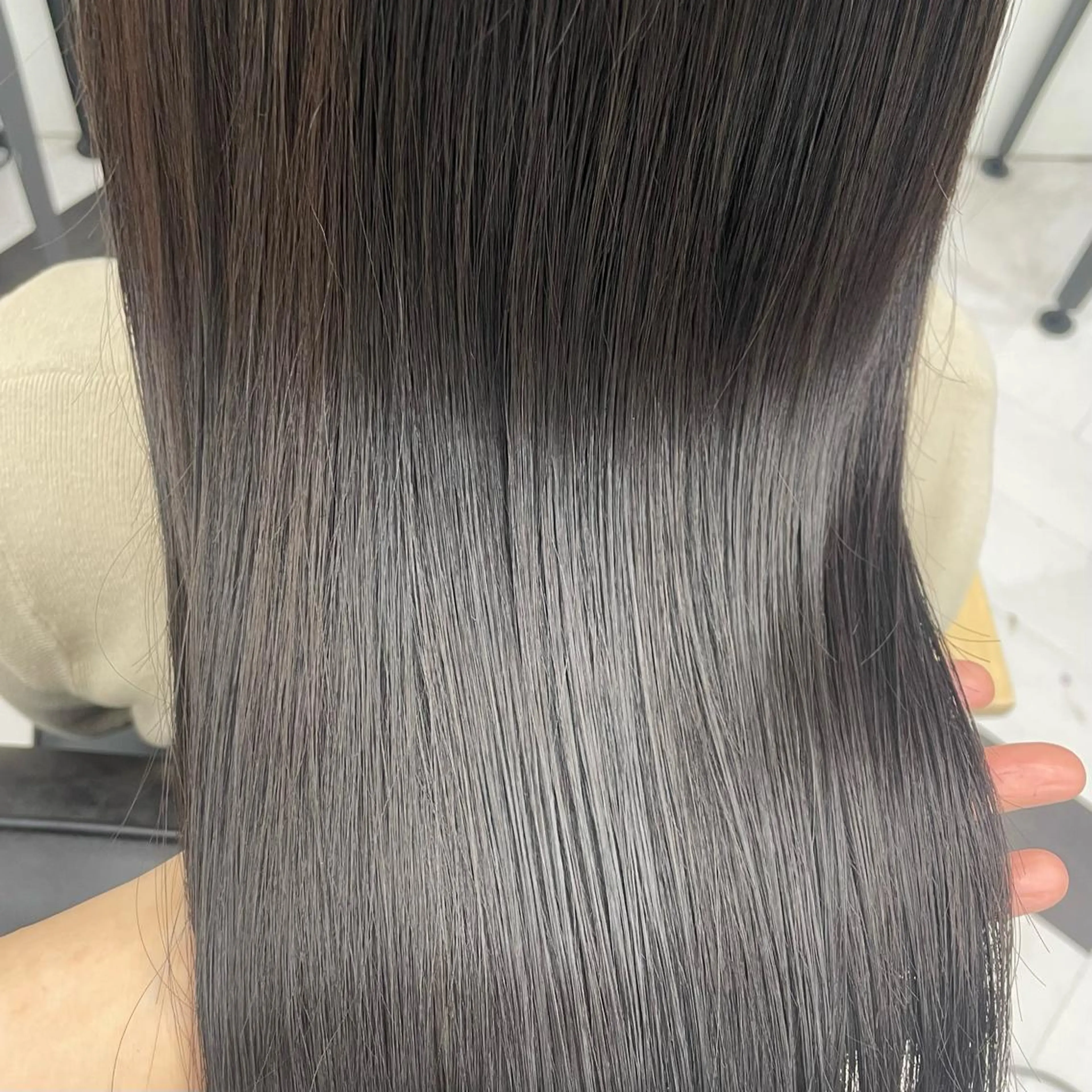 ロング カラー パーマ ヘアアレンジ メンズ キッズ ネイル マツエク・マツパ アイブロウ 髪質改善 トリートメント mona/ ストレートスタイル✨のヘアスタイル