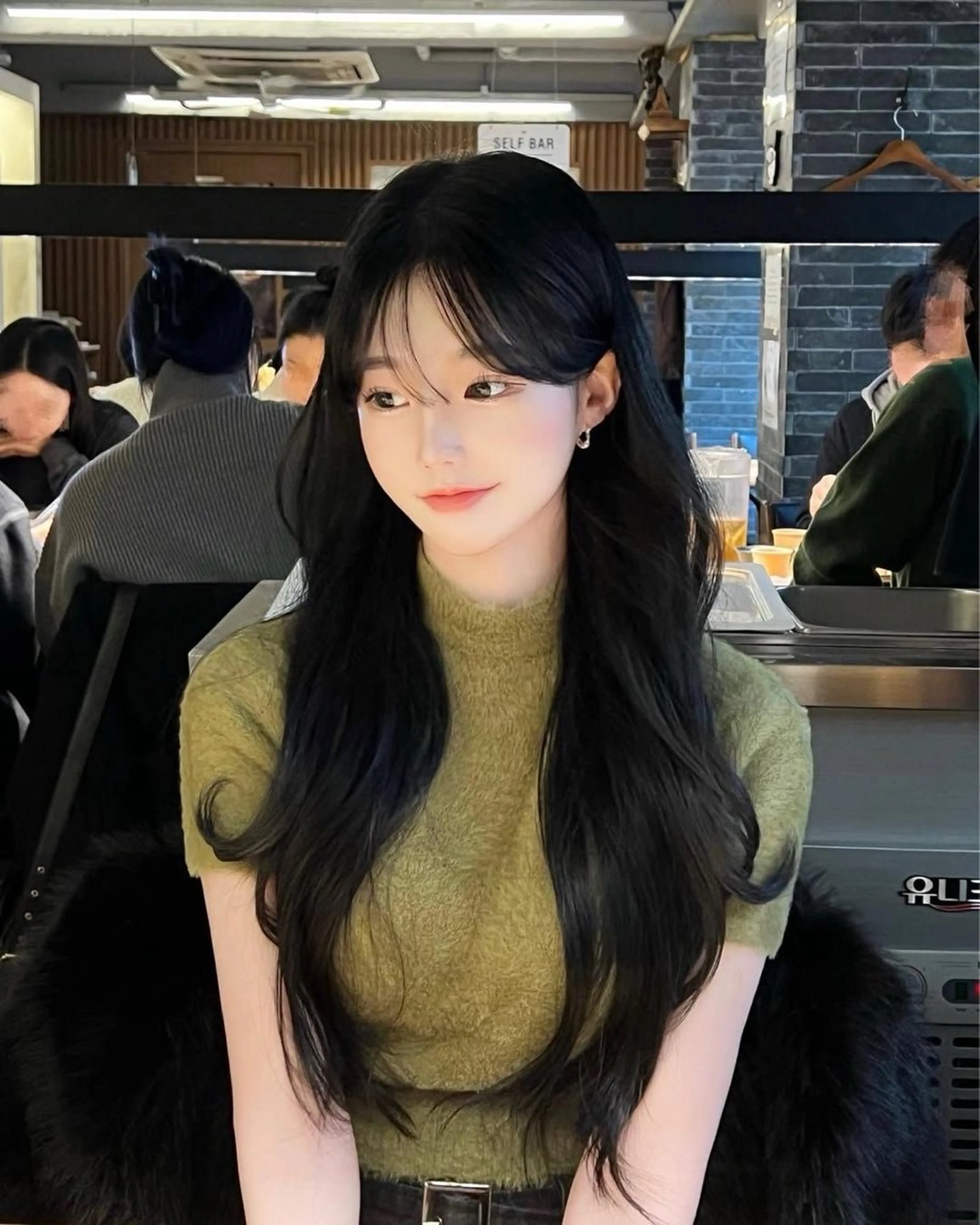 ロング カラー カット ヘアカラー トリートメント 莉乃/縮毛矯正/髪質 改善/艶カラーのヘアスタイル