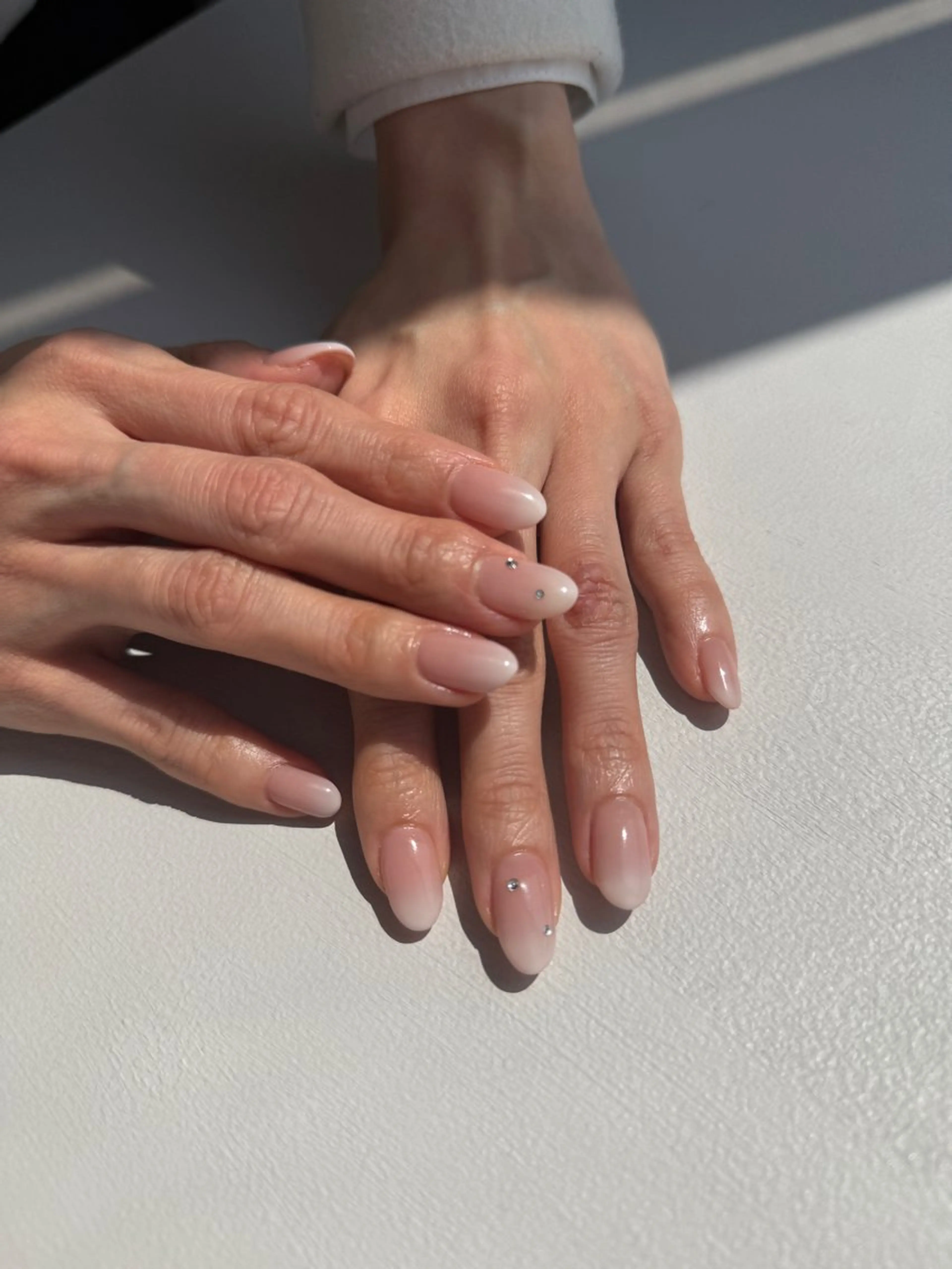 ネイル ハンドネイル MIA LANDHAKATAのネイルデザイン