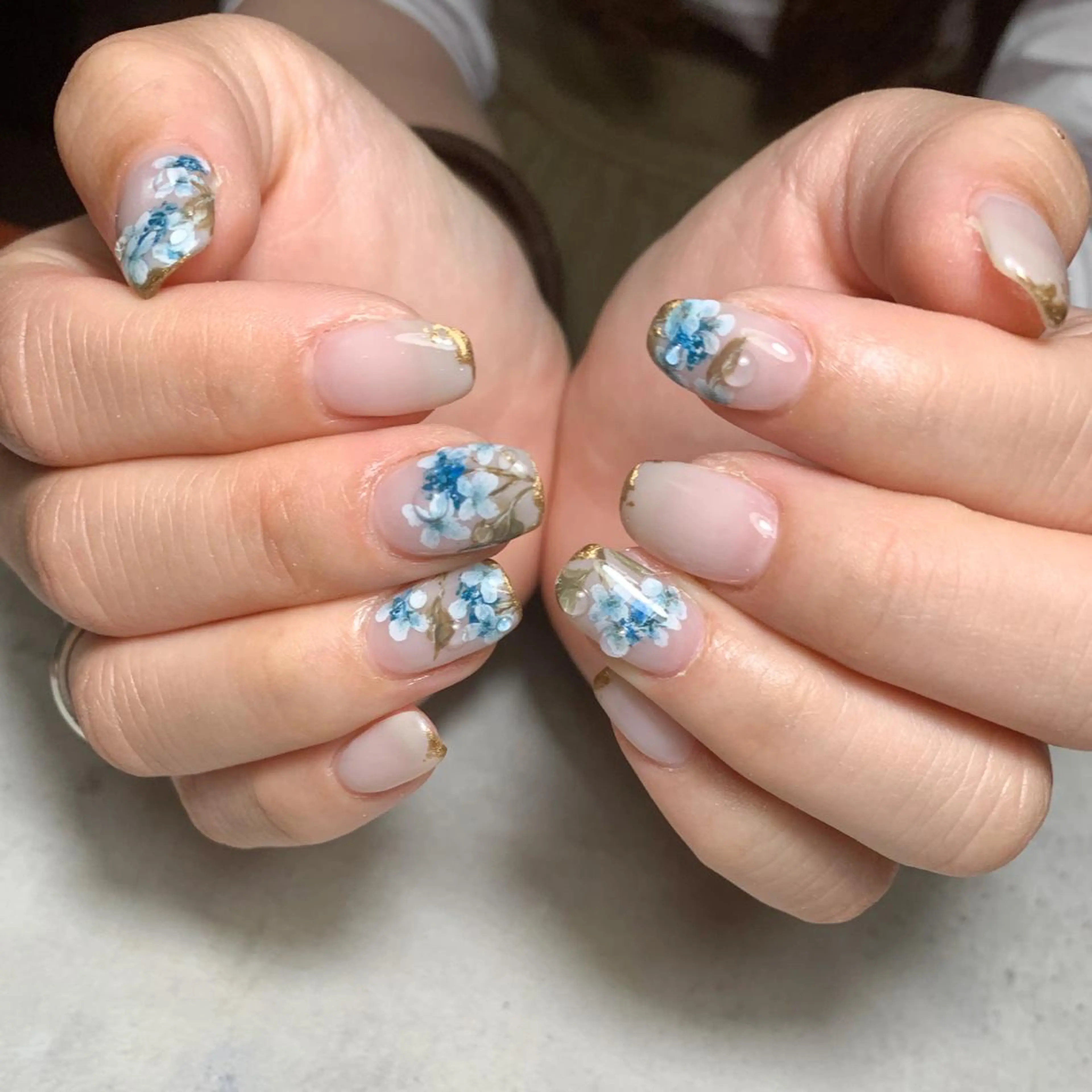 ネイル ハンドネイル atelier　FIORITURA所属・FIORITURA aiのネイルデザイン