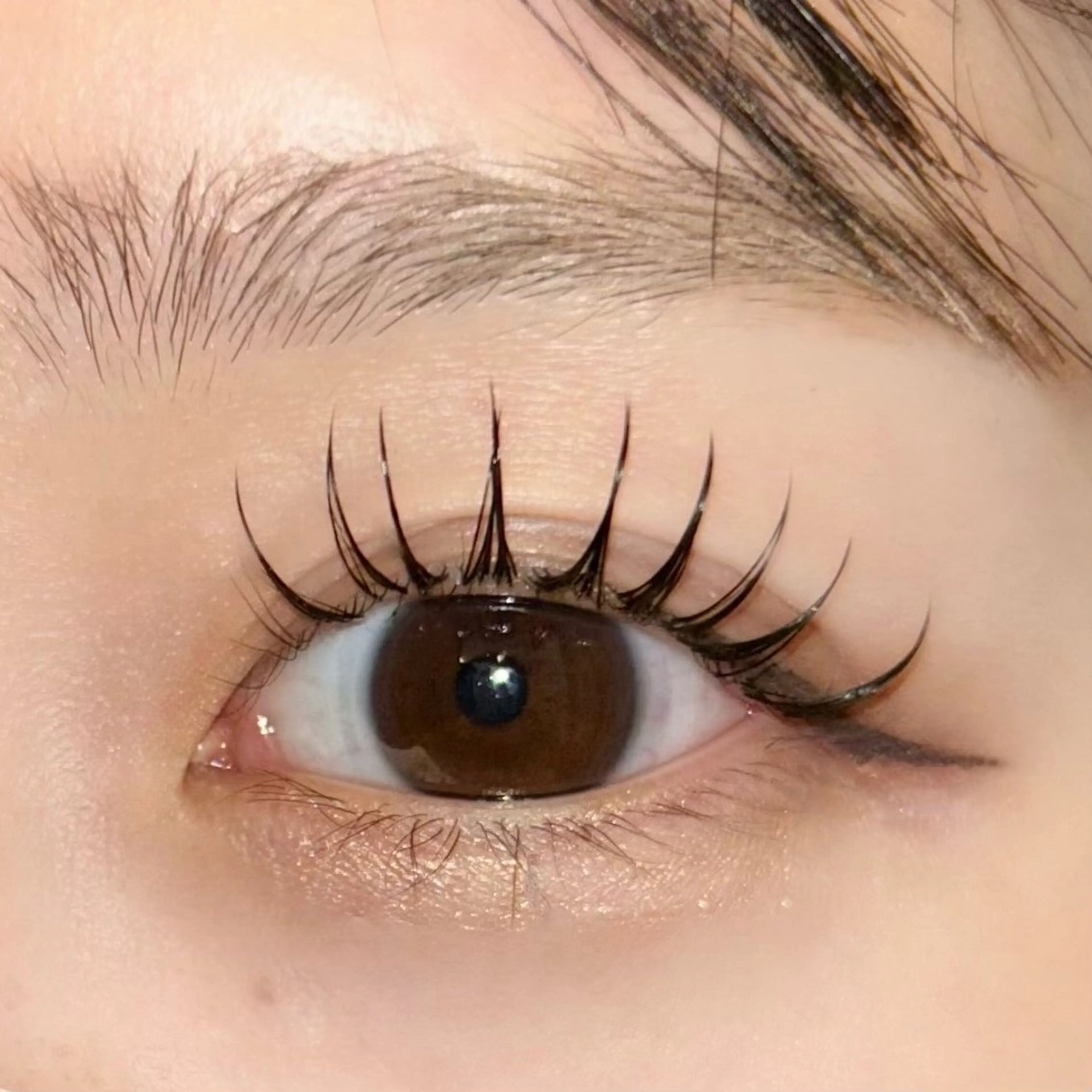 マツエク・マツパ ヌーベルボーテ 小川の眉毛・アイブロウイメージ