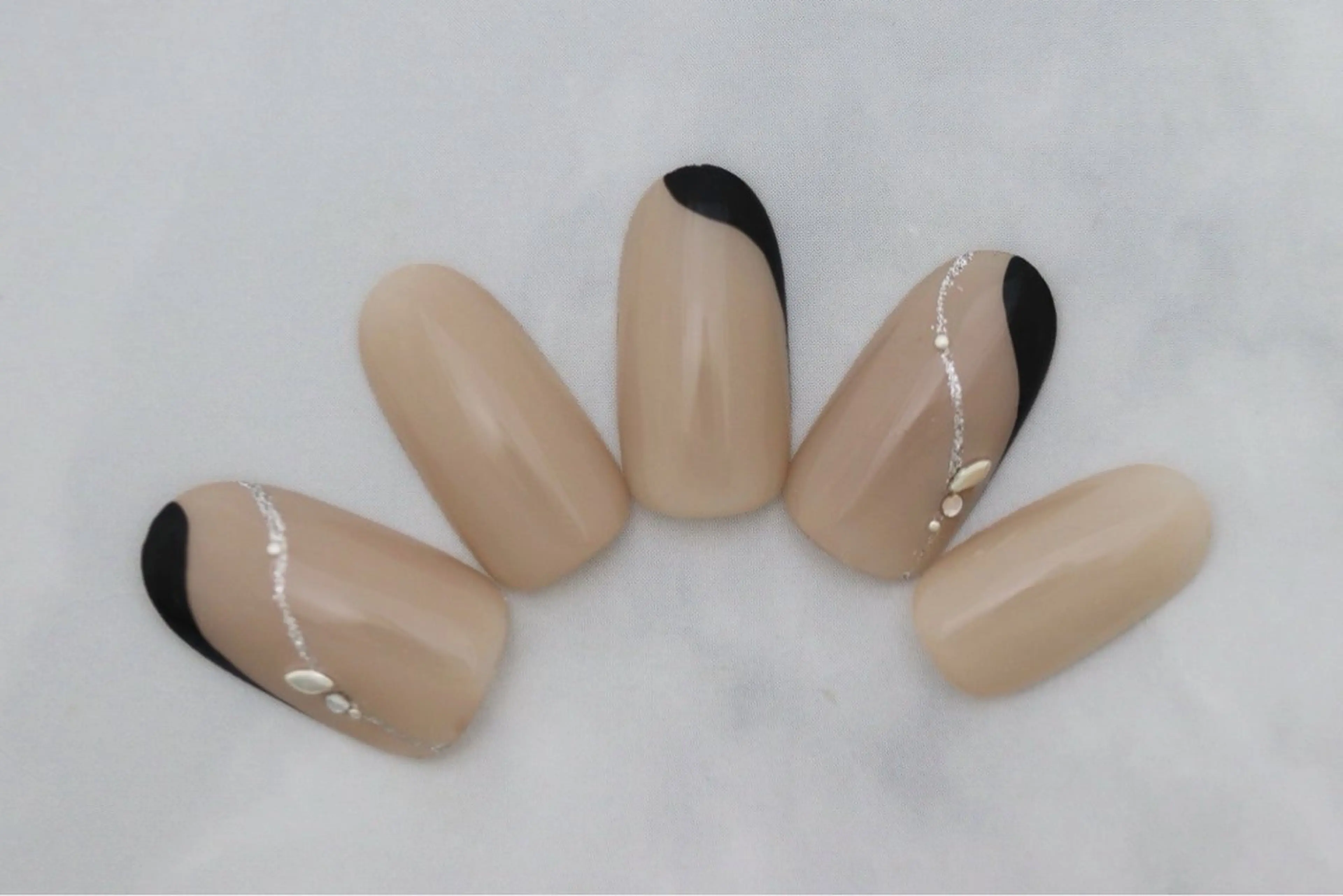 ネイル ネイルルージュ所属・ネイル ルージュのネイルデザイン