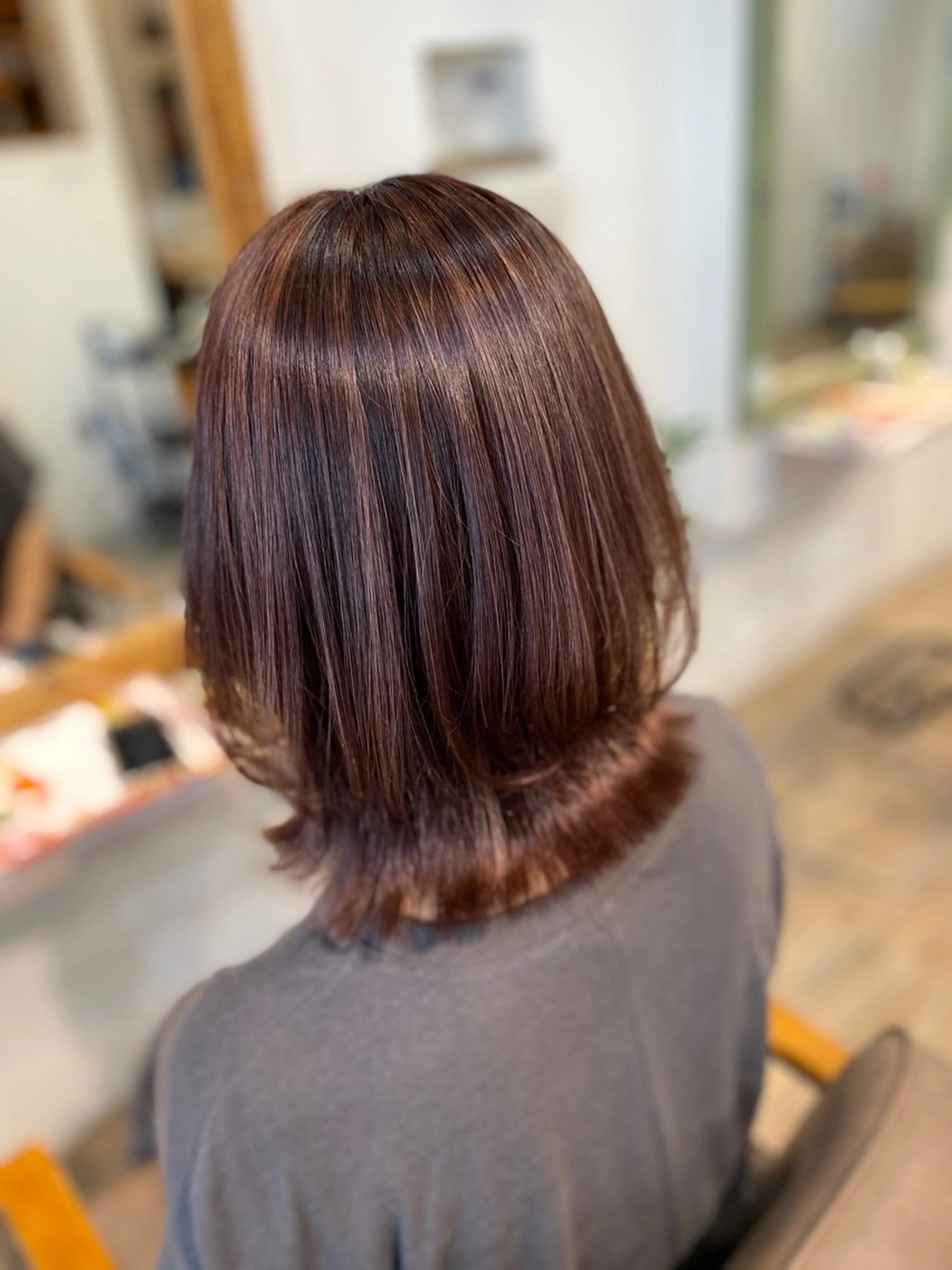 ミディアム カラー ブラウンカラー ハイライトカラー ピンクカラー ピンクブラウン ハイライト 安住 千明のマツエク・マツパデザイン