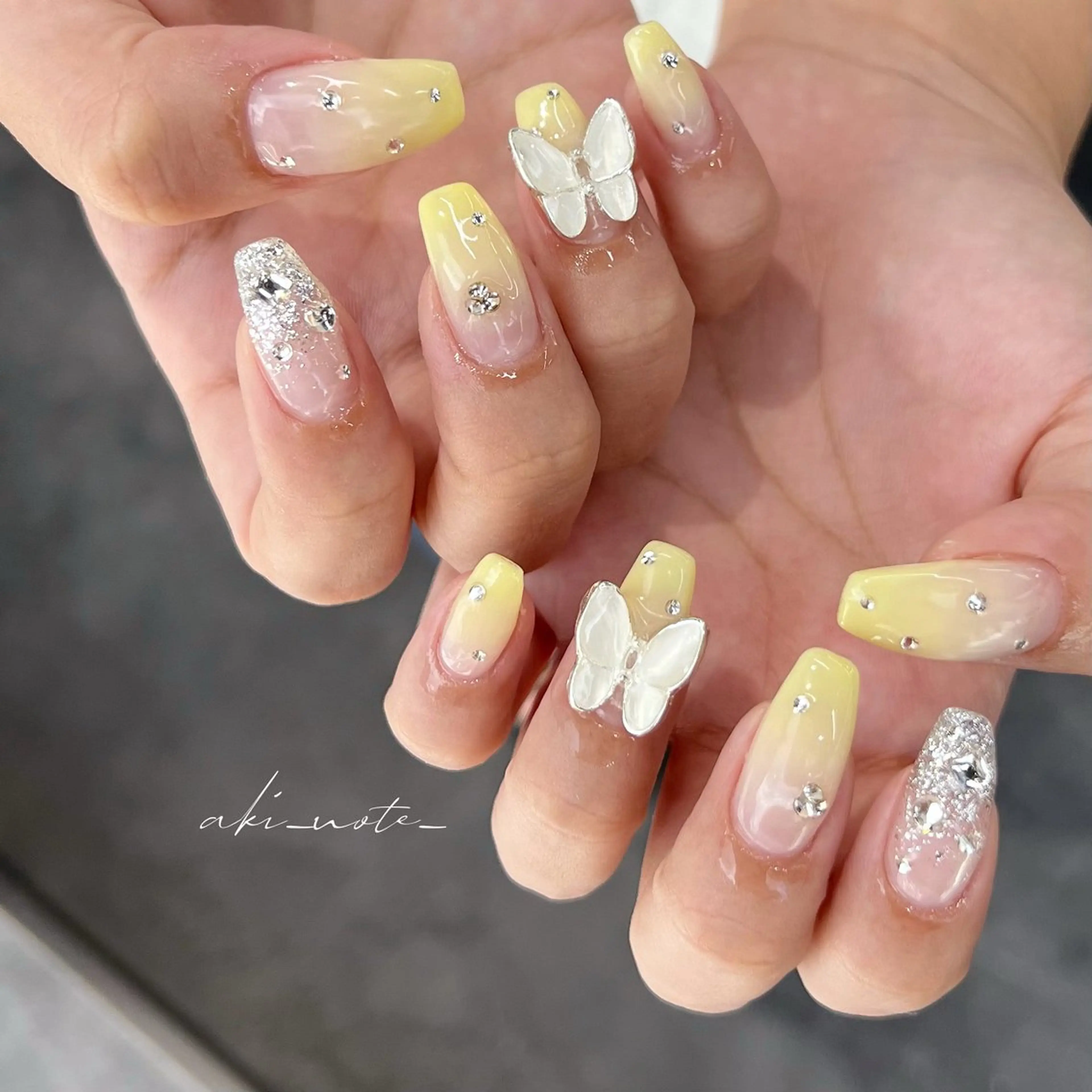 ネイル グラデーション 韓国ネイル 春ネイル 夏ネイル ワンホンネイル ハンドネイル フットネイル GRANDE大須 栄/店長 aki🌙のネイルデザイン