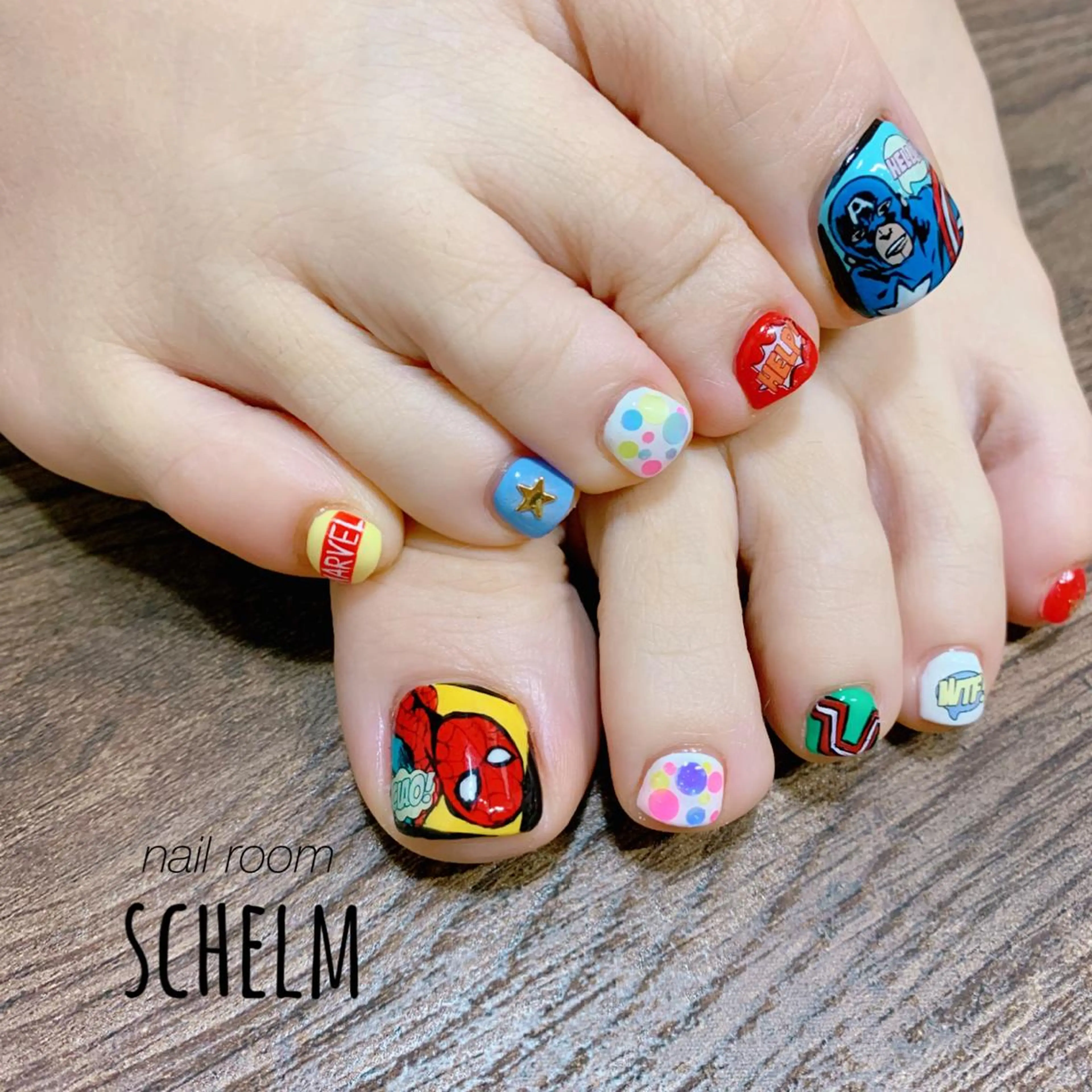 ネイル フットネイル nail room シュレムのネイルデザイン