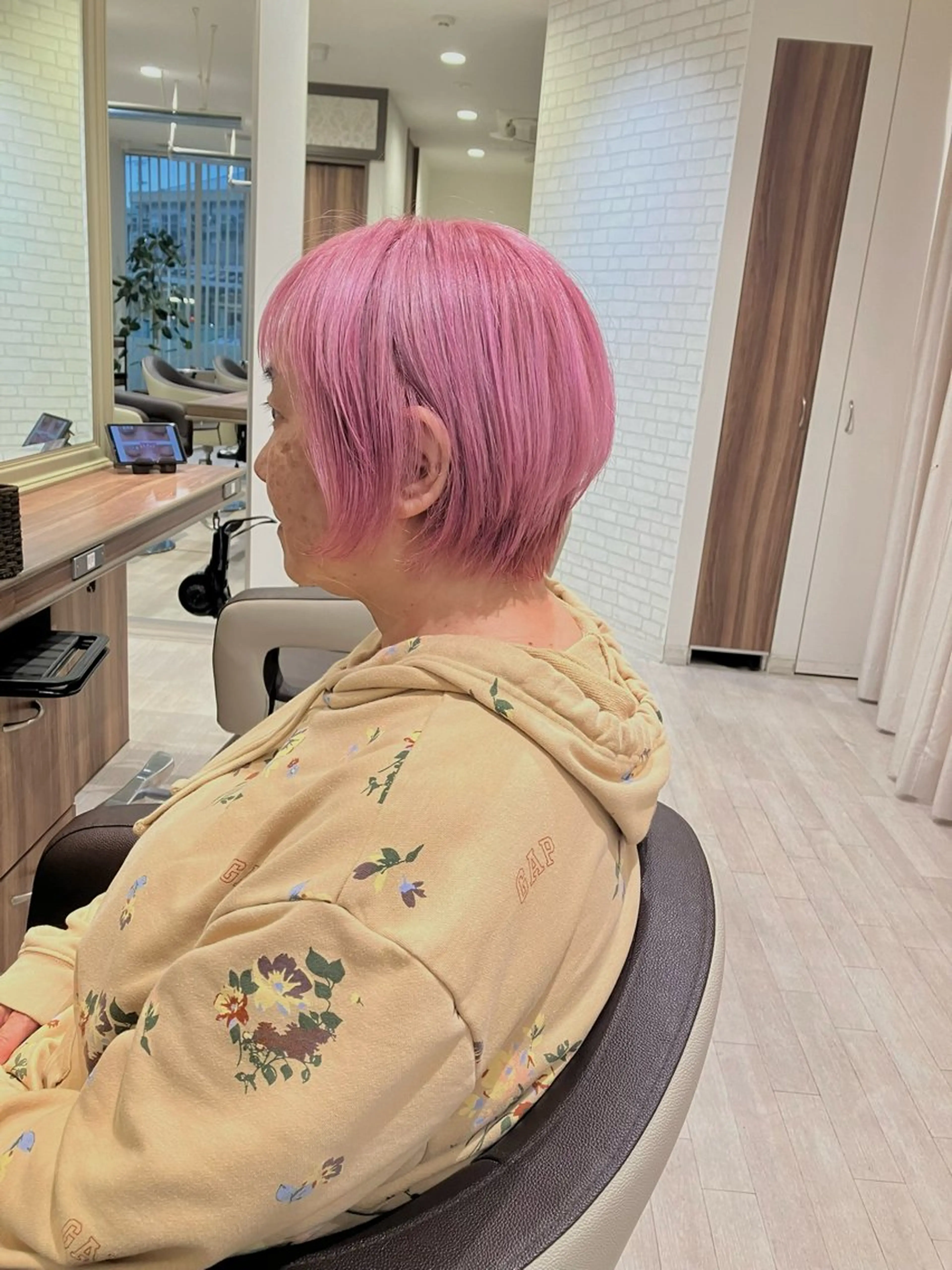 ショート カラー ヘアカラー Re:st所属・Miyavi/カラー ショートボブのヘアスタイル