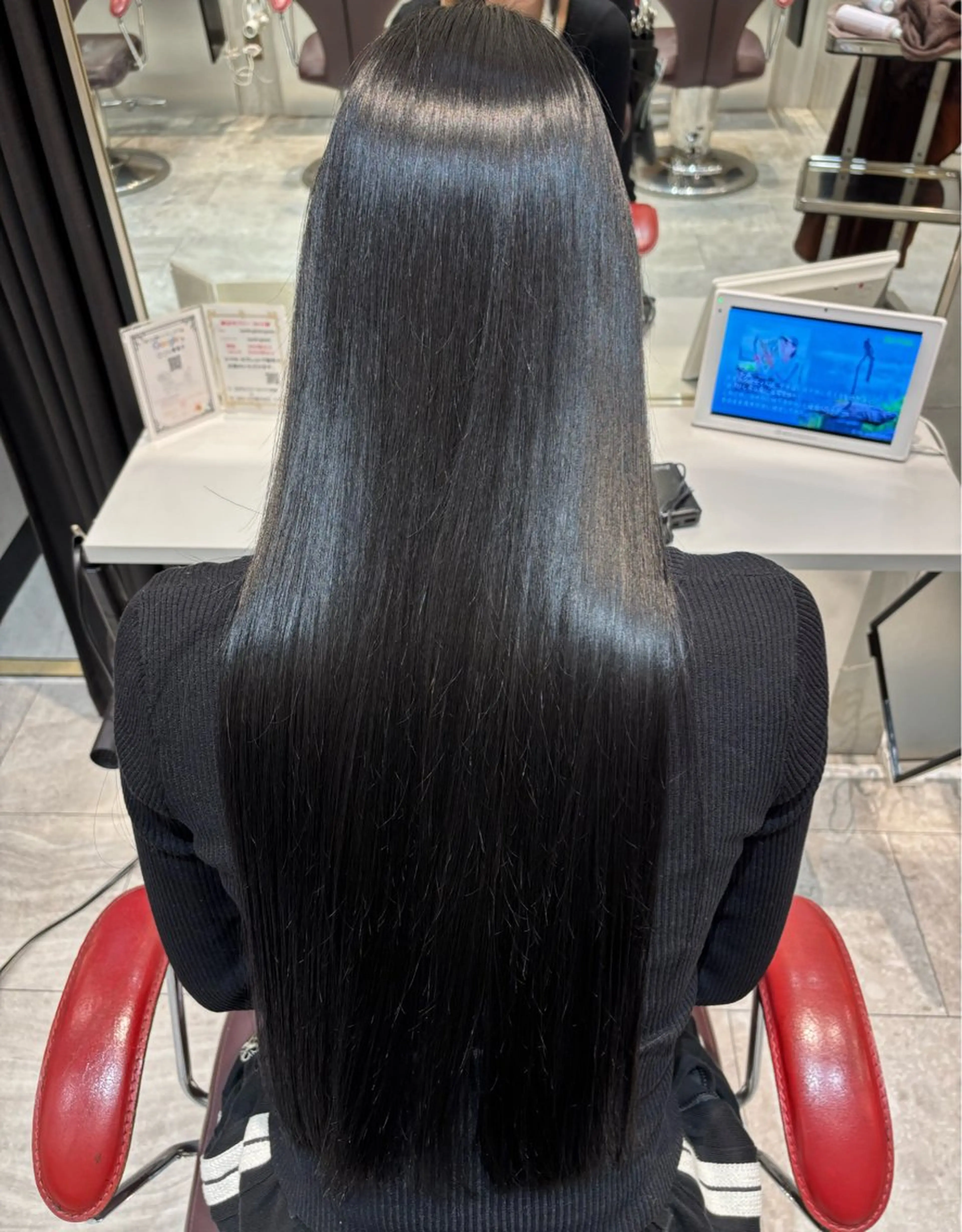 【プレミアムストレートを受けた方限定】最新成分配合の髪質改善トリートメント✨圧倒的なツヤと質感+メンテナンスカットの写真