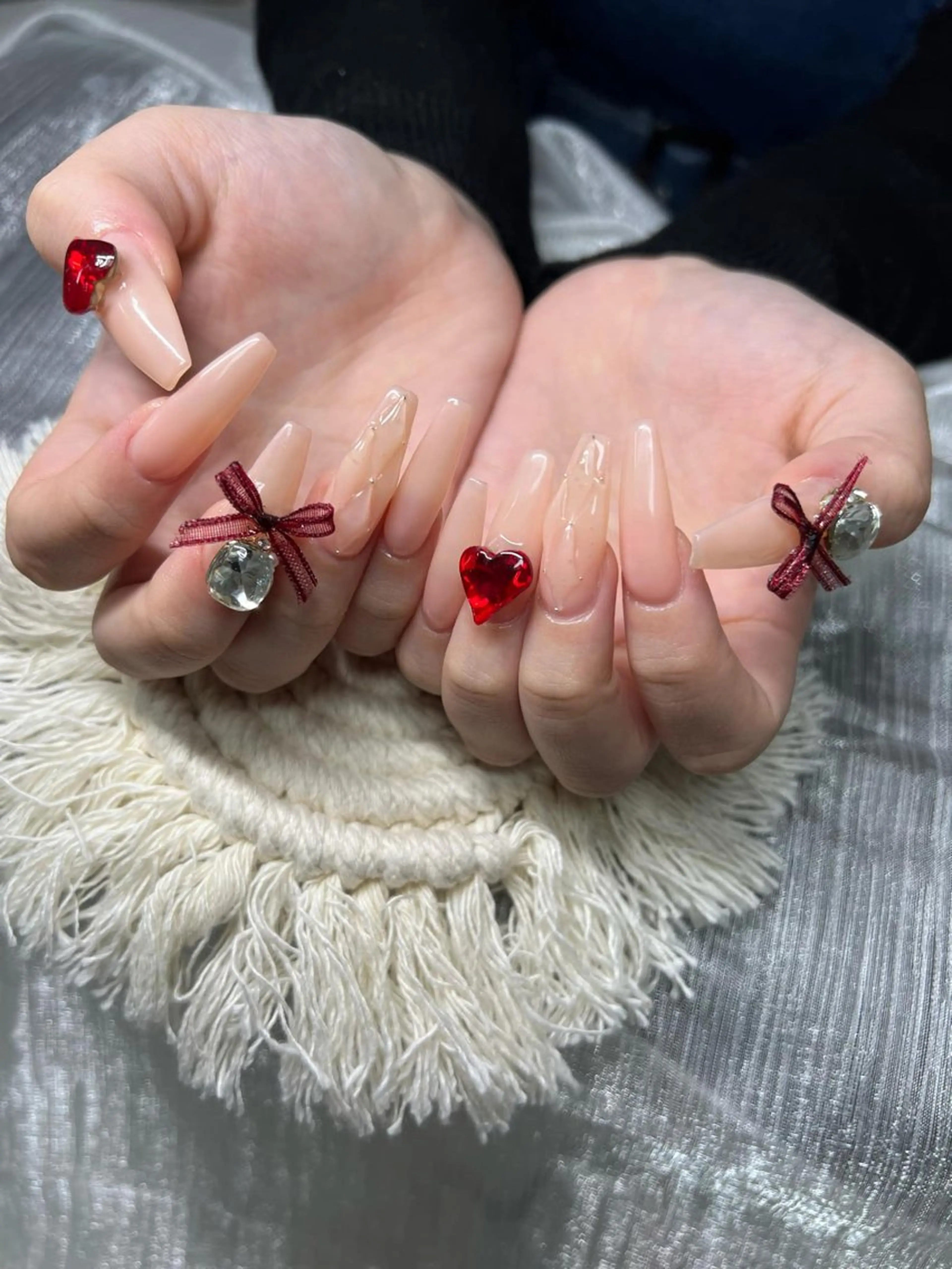 ネイル オーロラネイル チークネイル 長さ出し フットネイル フレンチネイル Lee Nails チップ長さだし専門店のネイルデザイン