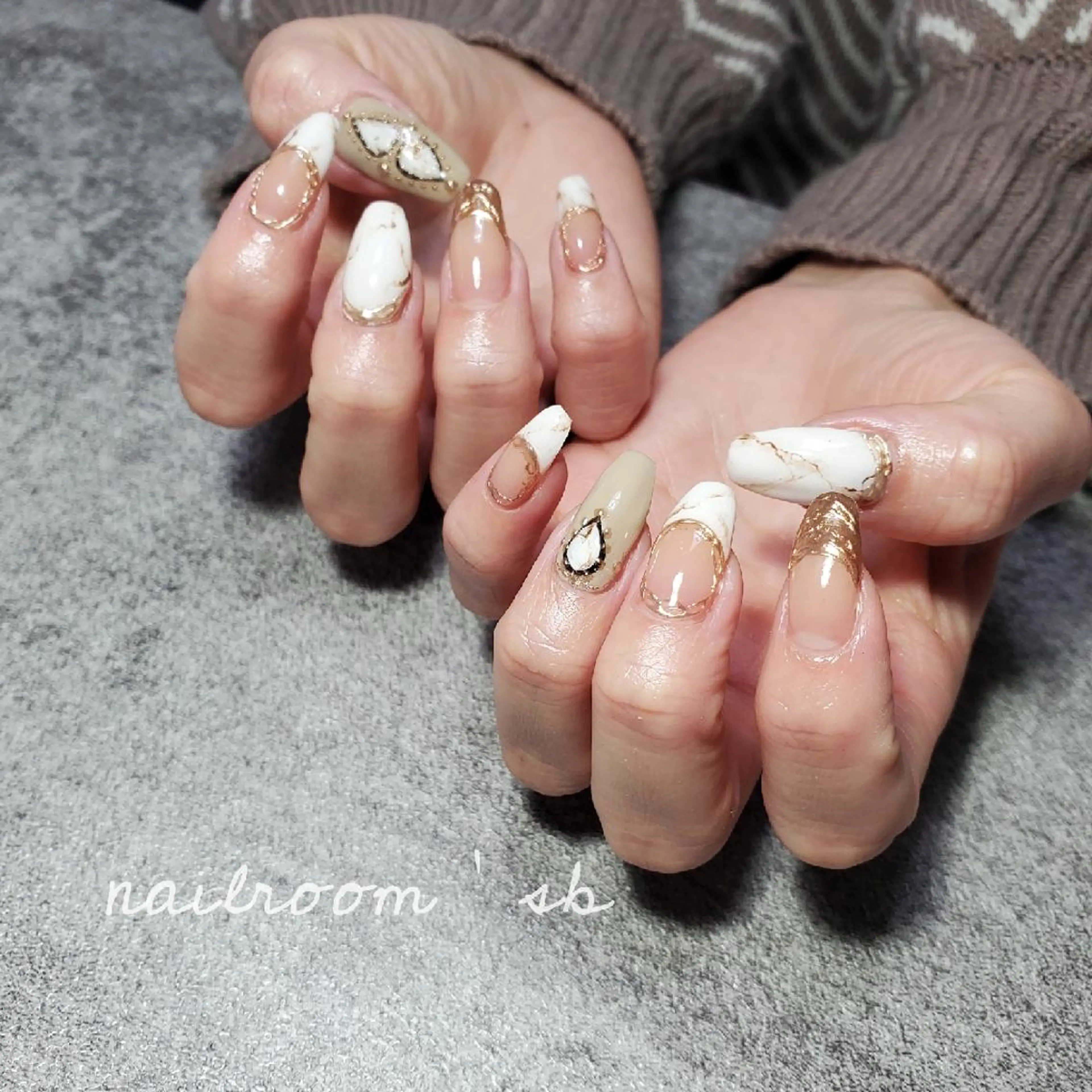 ネイル ハンドネイル nailroom‪ sb‪‪𓈒𓂂𓏸のネイルデザイン